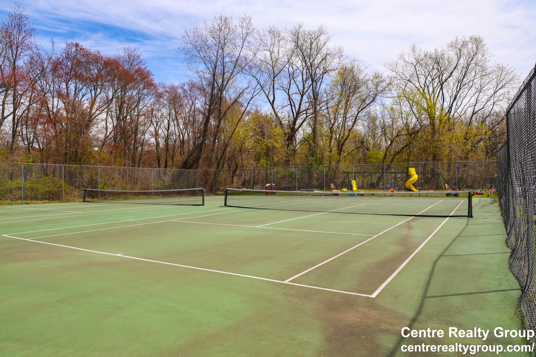 33 Westgate Rd, Chestnut Hill