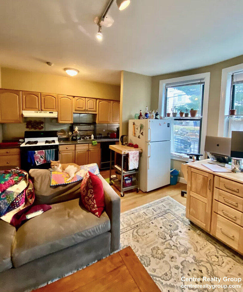 17 Highgate St, Allston