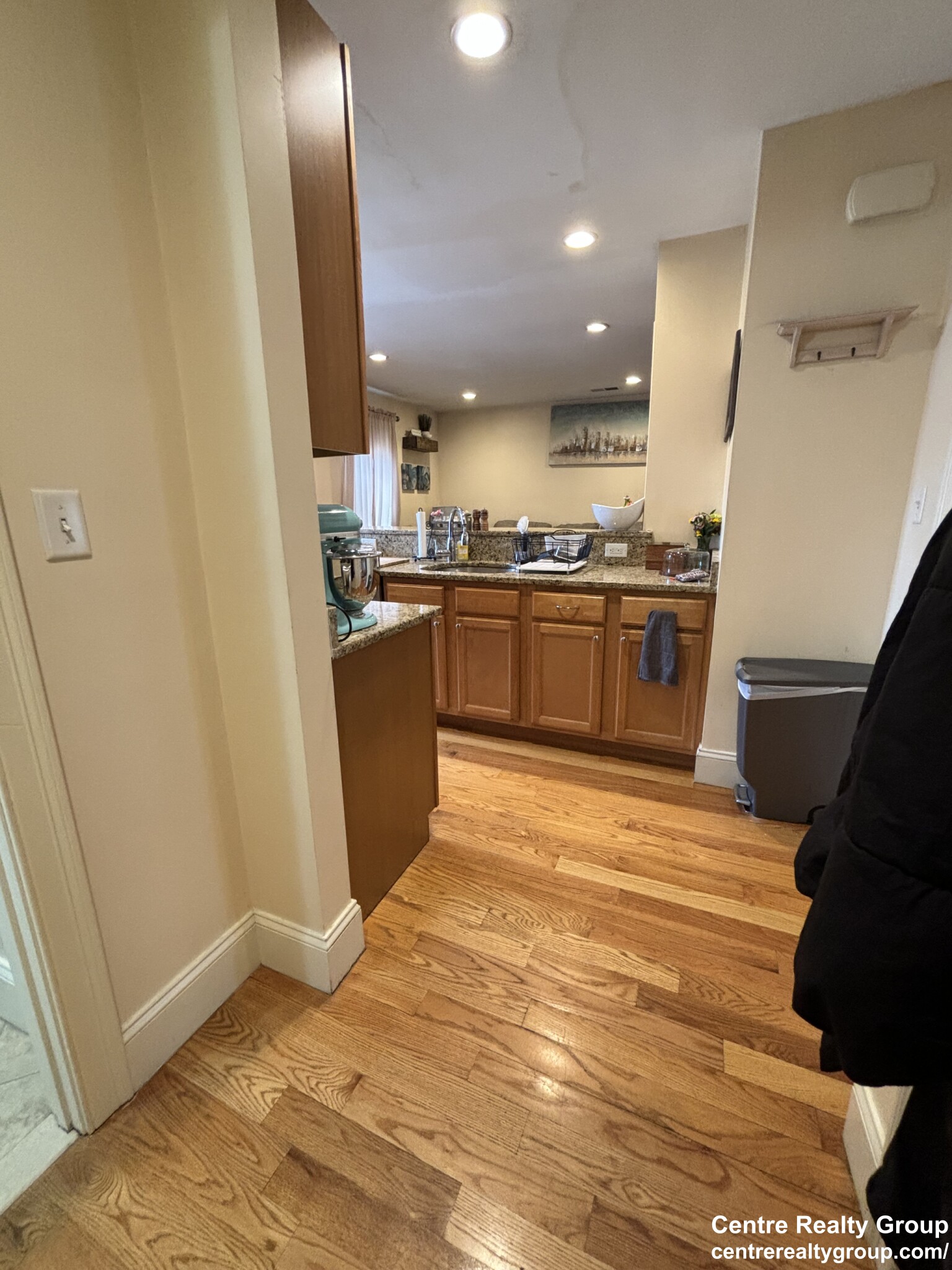 19 Chestnut Hill Ave, Brighton