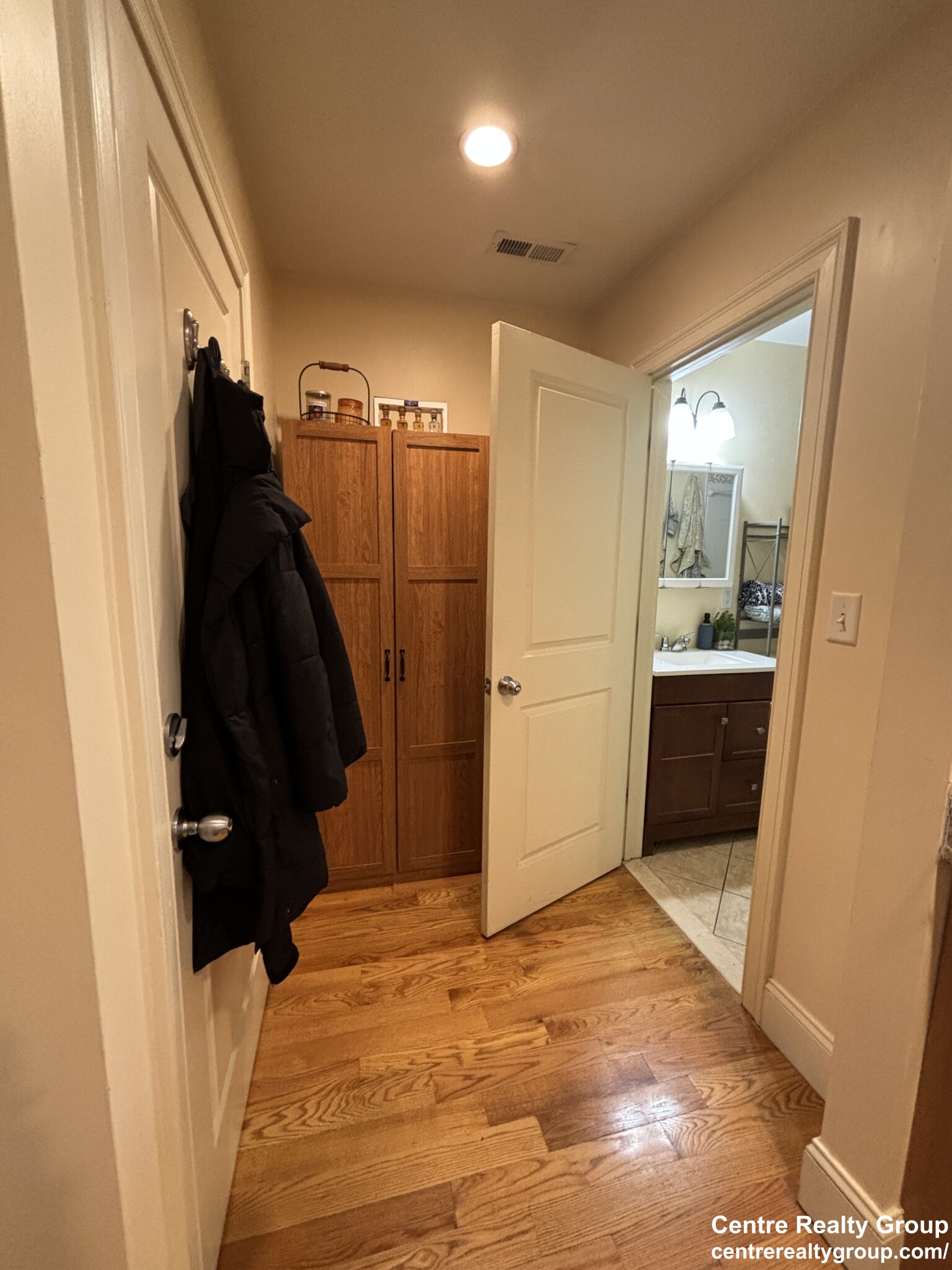 19 Chestnut Hill Ave, Brighton