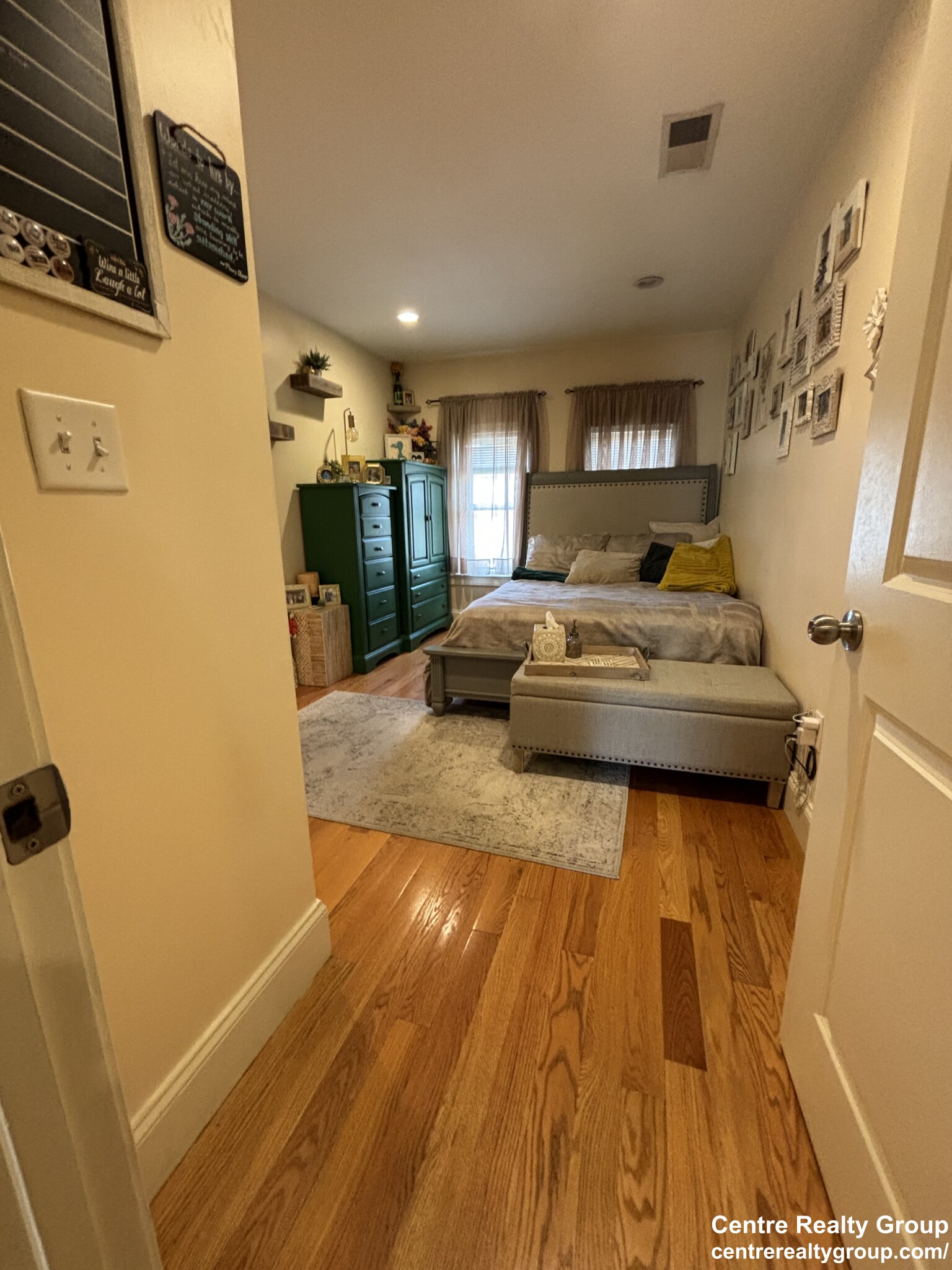 19 Chestnut Hill Ave, Brighton