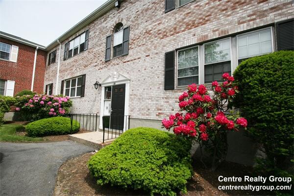 Photos of apartment on Lakeshore Dr.,Boston MA 02135