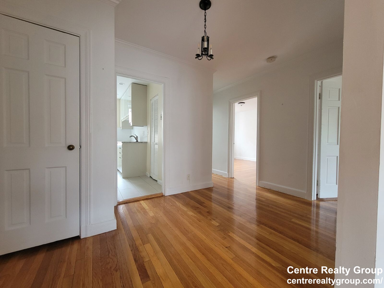 76 Strathmore Rd, Brighton