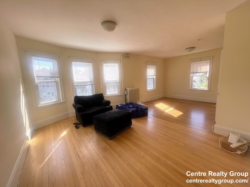 41 Hunnewell Ave, Brighton