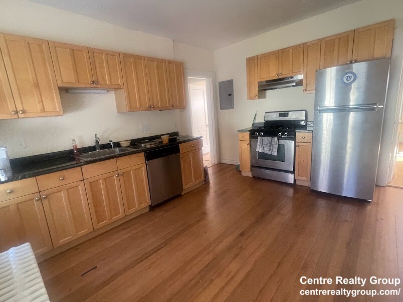 41 Hunnewell Ave, Brighton