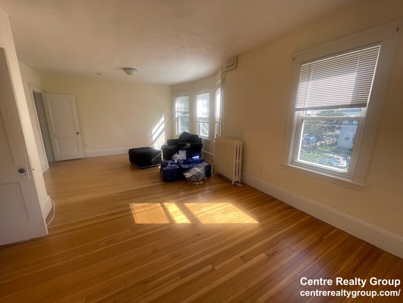 41 Hunnewell Ave, Brighton