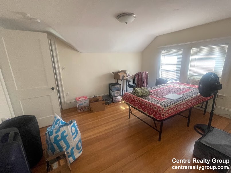 41 Hunnewell Ave, Brighton