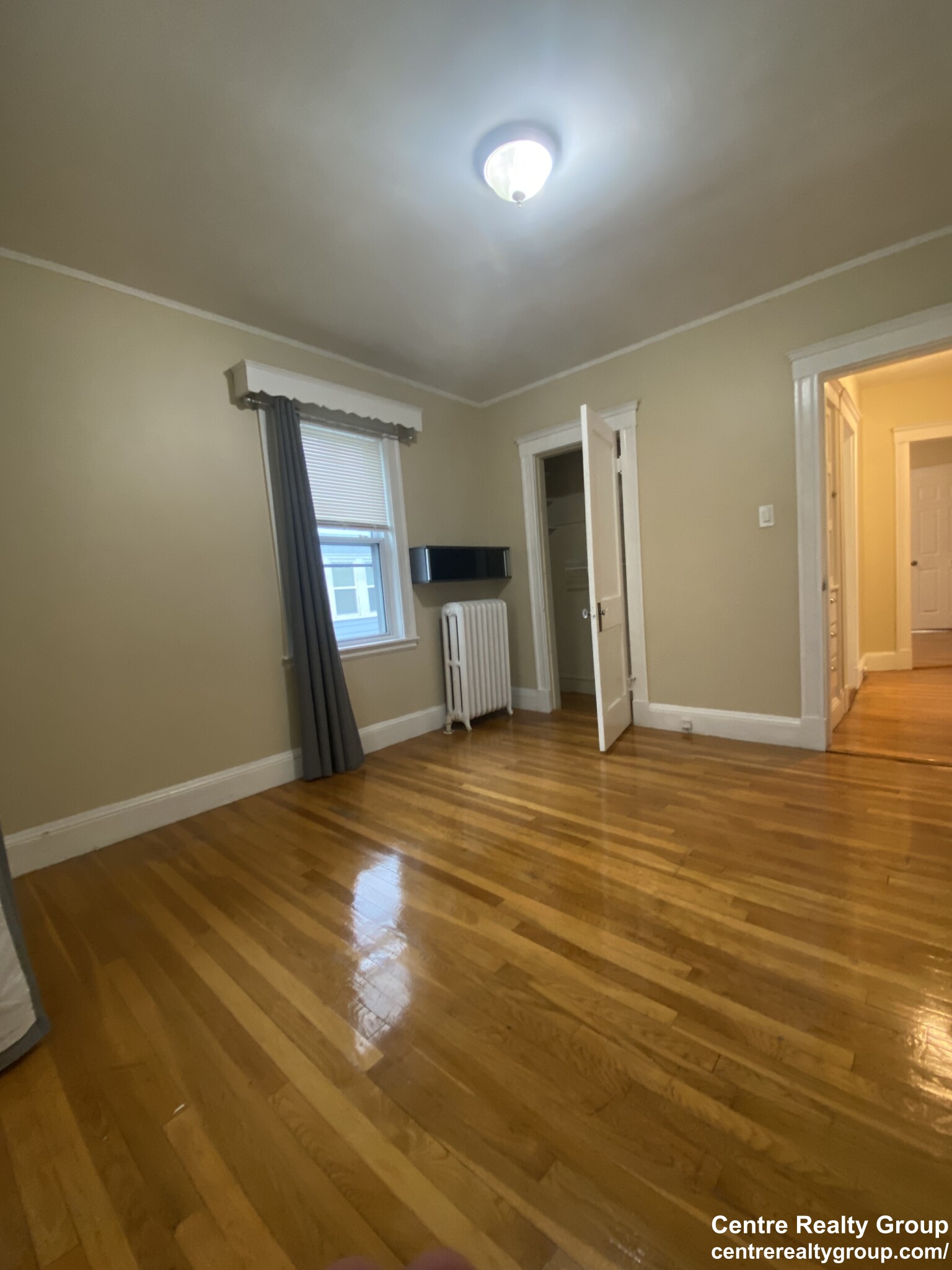 586 Lagrange St, West Roxbury