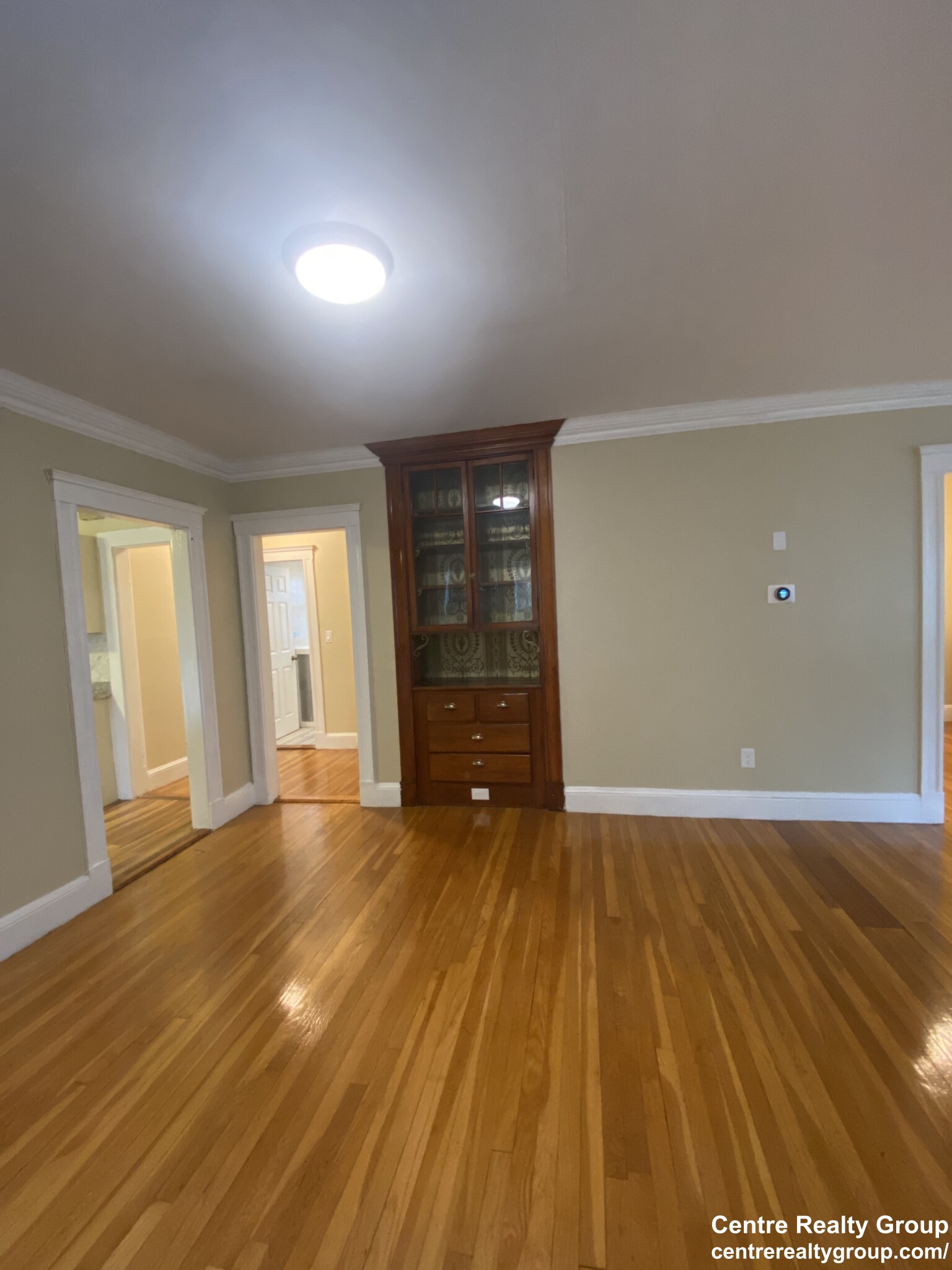 586 Lagrange St, West Roxbury