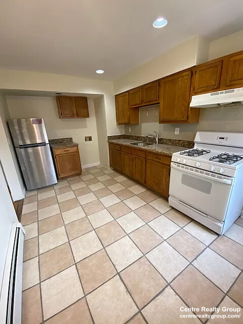 12 Wait St, Mission Hill