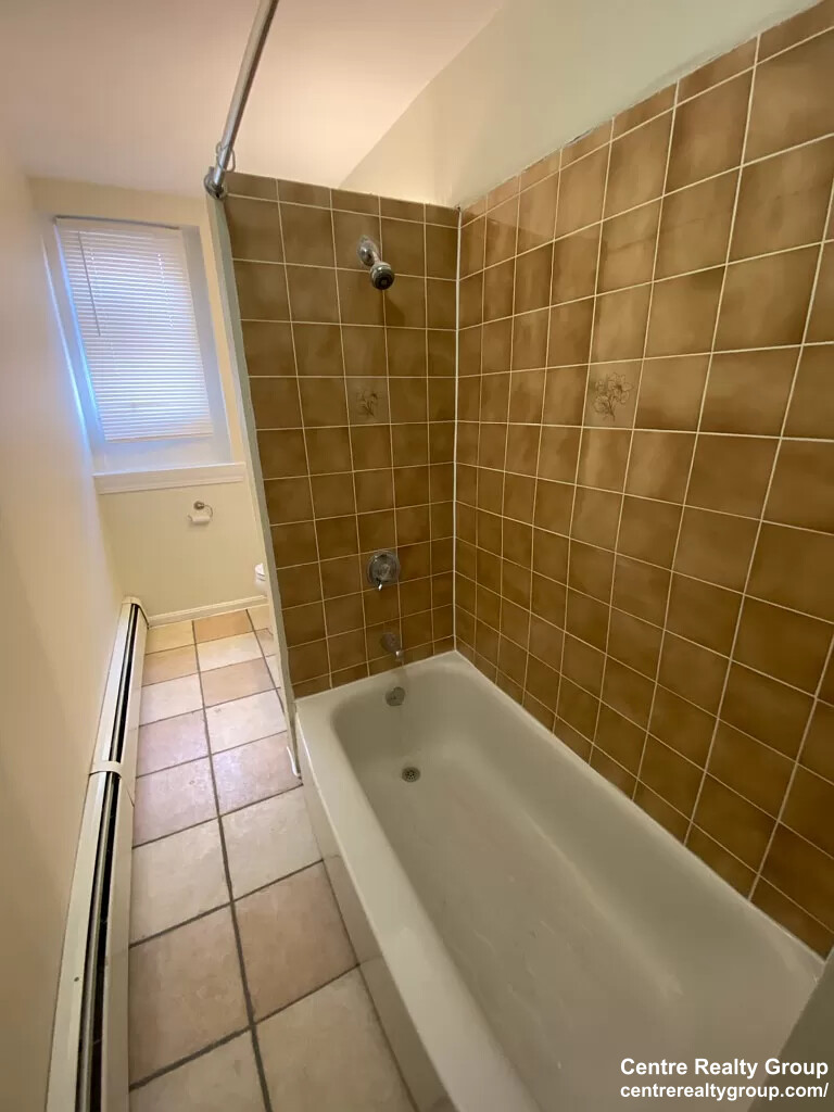 12 Wait St, Mission Hill