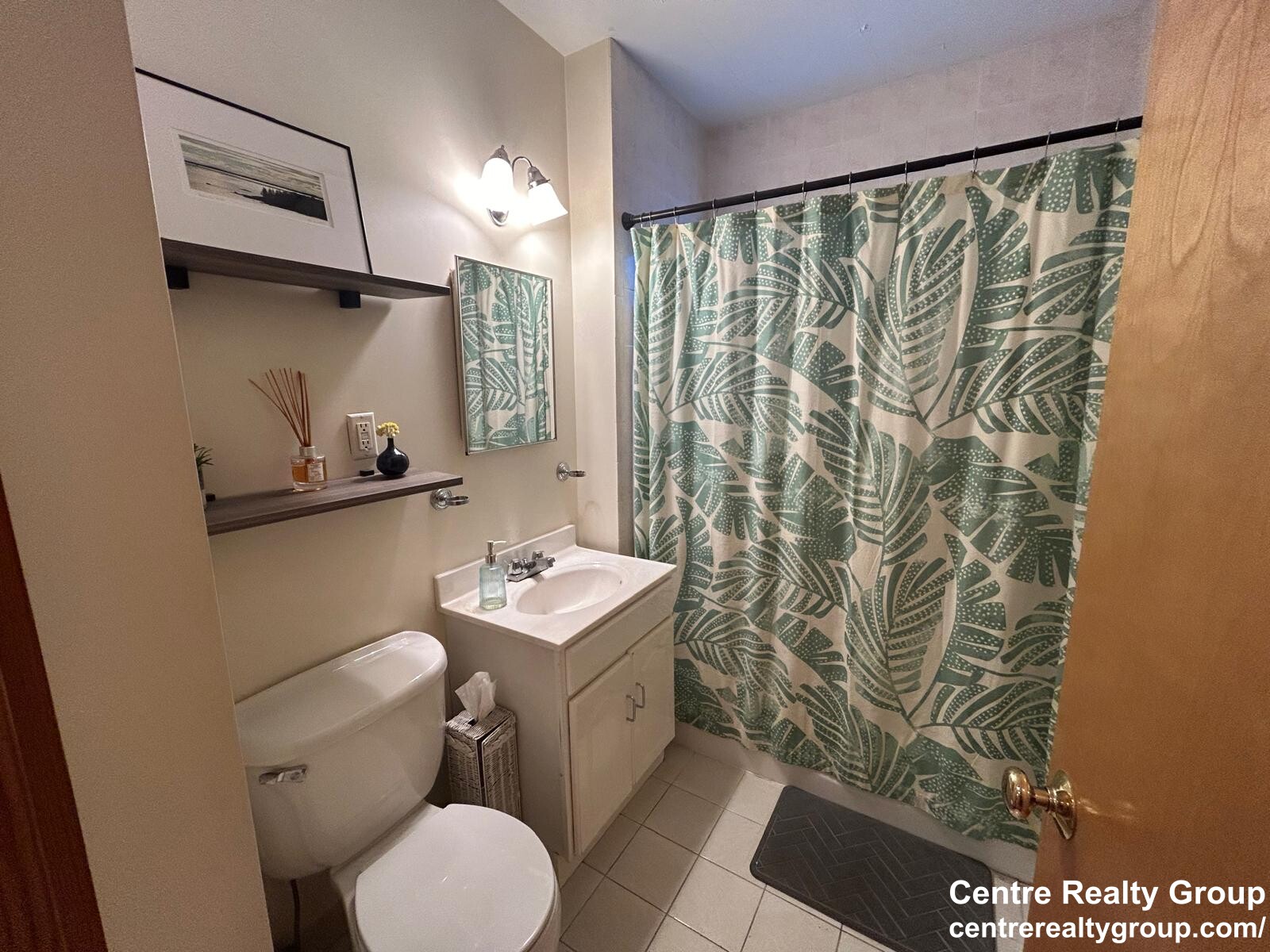 52 California St, Watertown