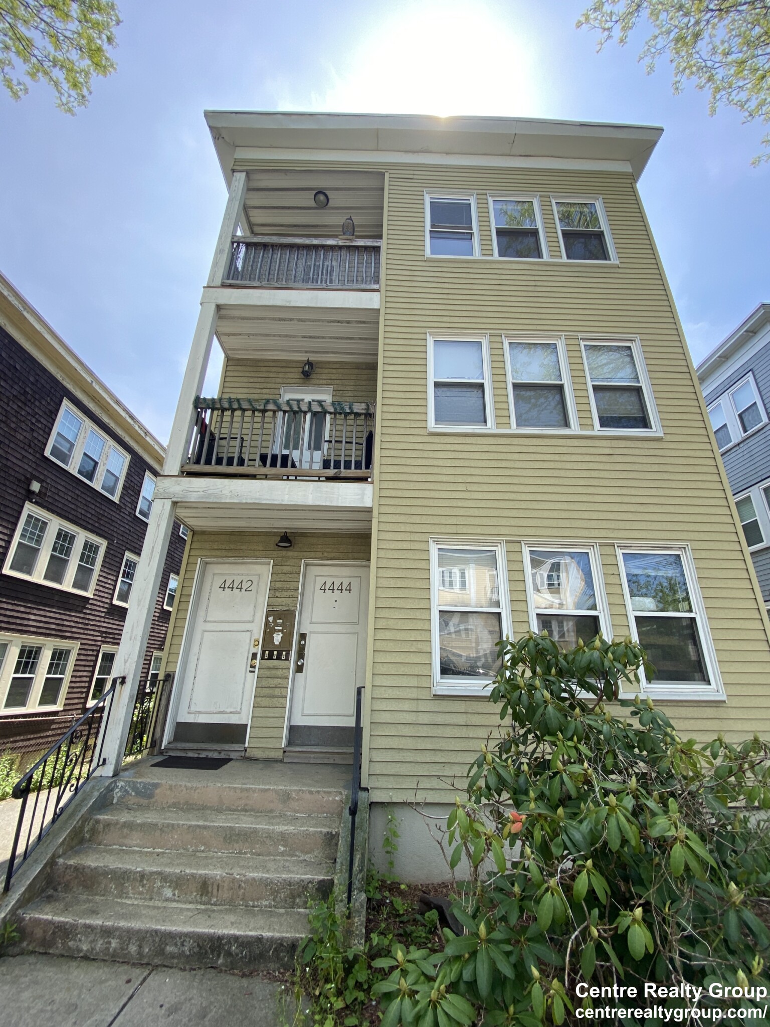 4442 Washington St, Roslindale