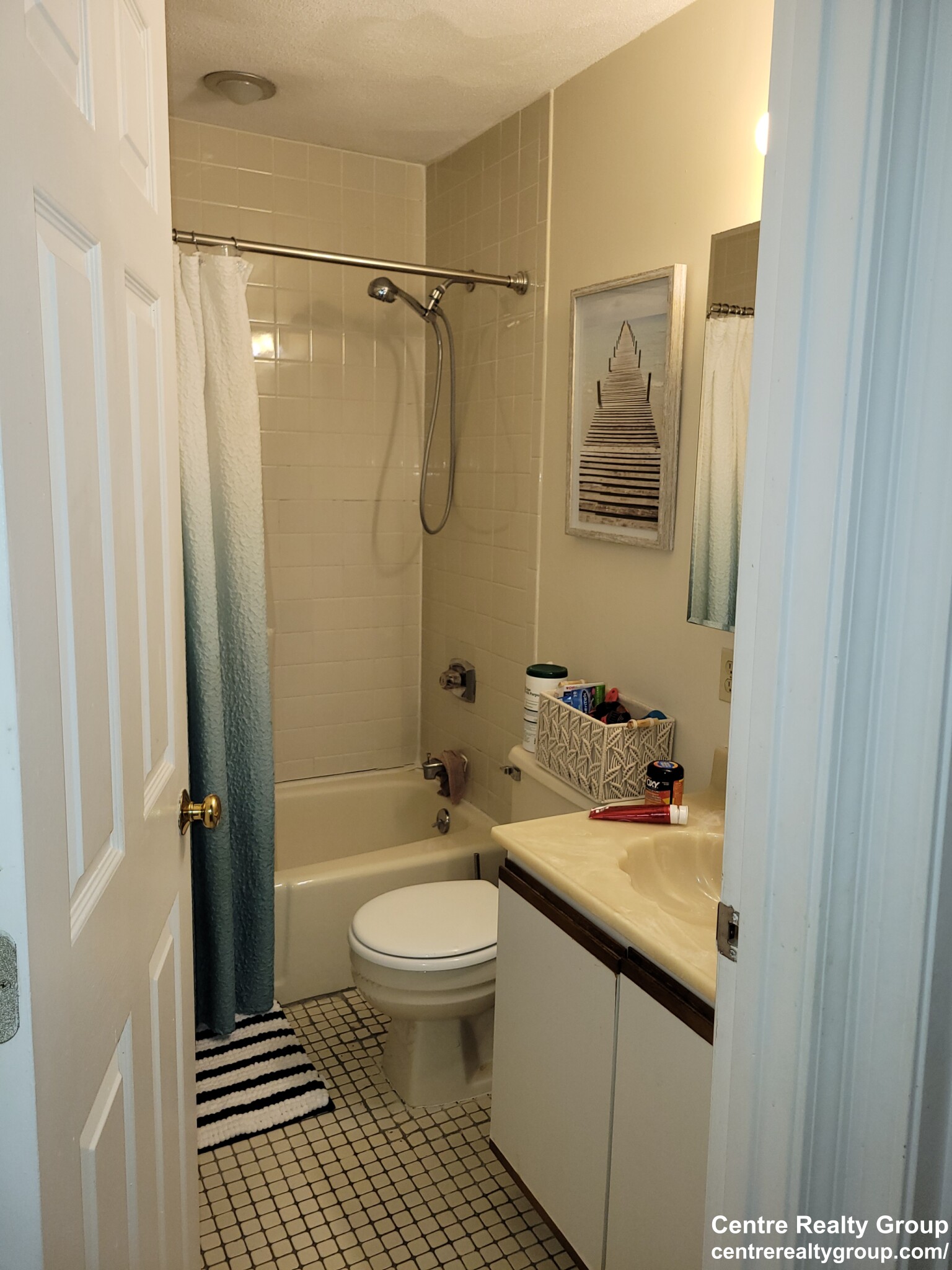 55 Farwell St, Newtonville