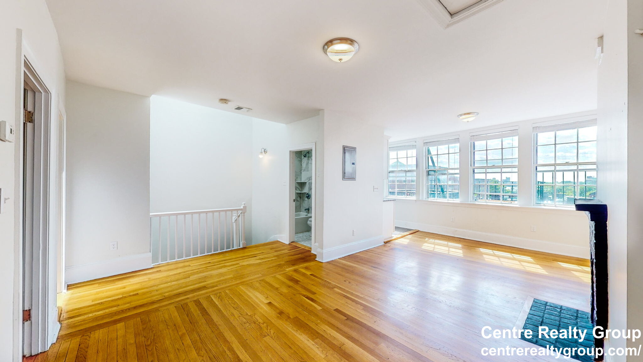 Photos of apartment on Portland St.,Boston MA 02114