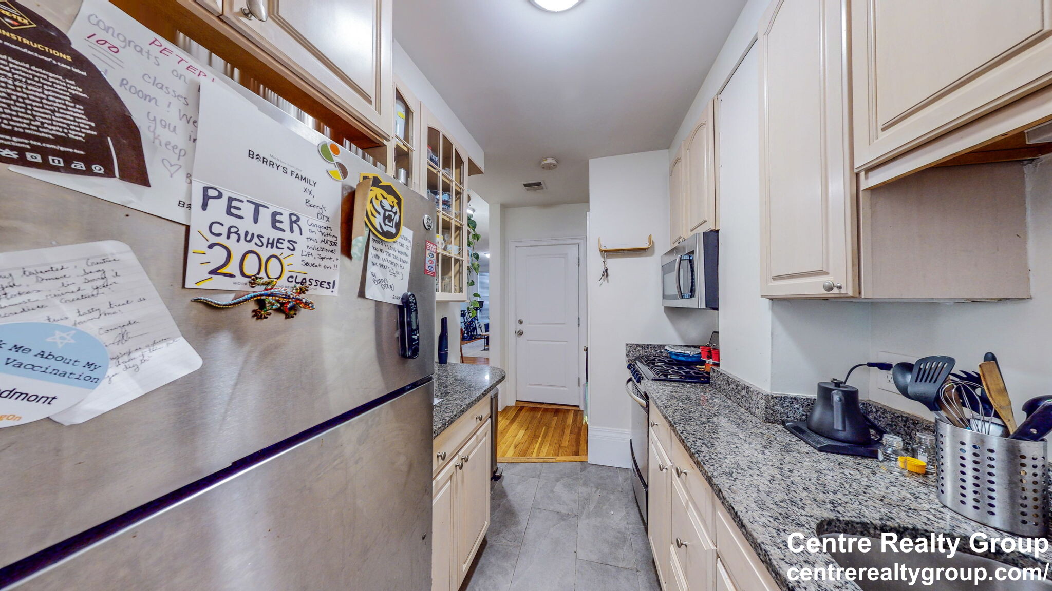 62 West Cedar St, Beacon Hill