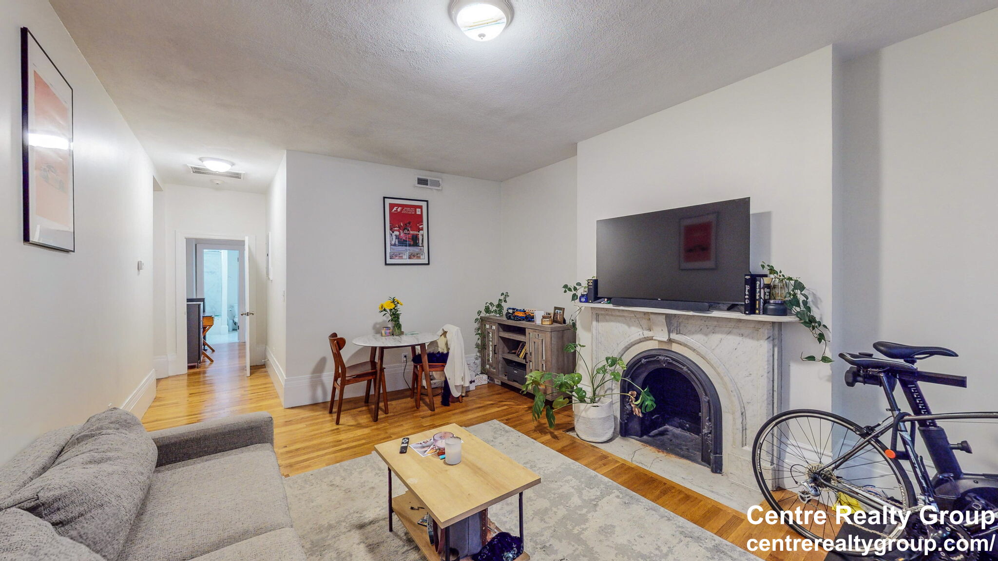 62 West Cedar St, Beacon Hill