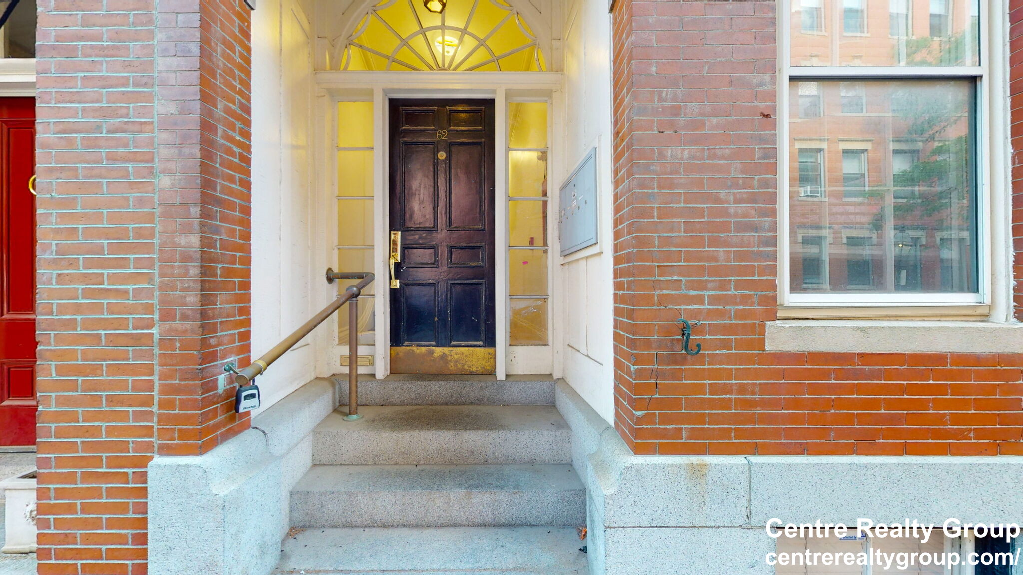 62 West Cedar St, Beacon Hill