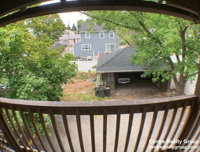 409 Baker St, West Roxbury