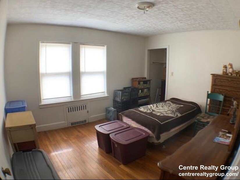 409 Baker St, West Roxbury