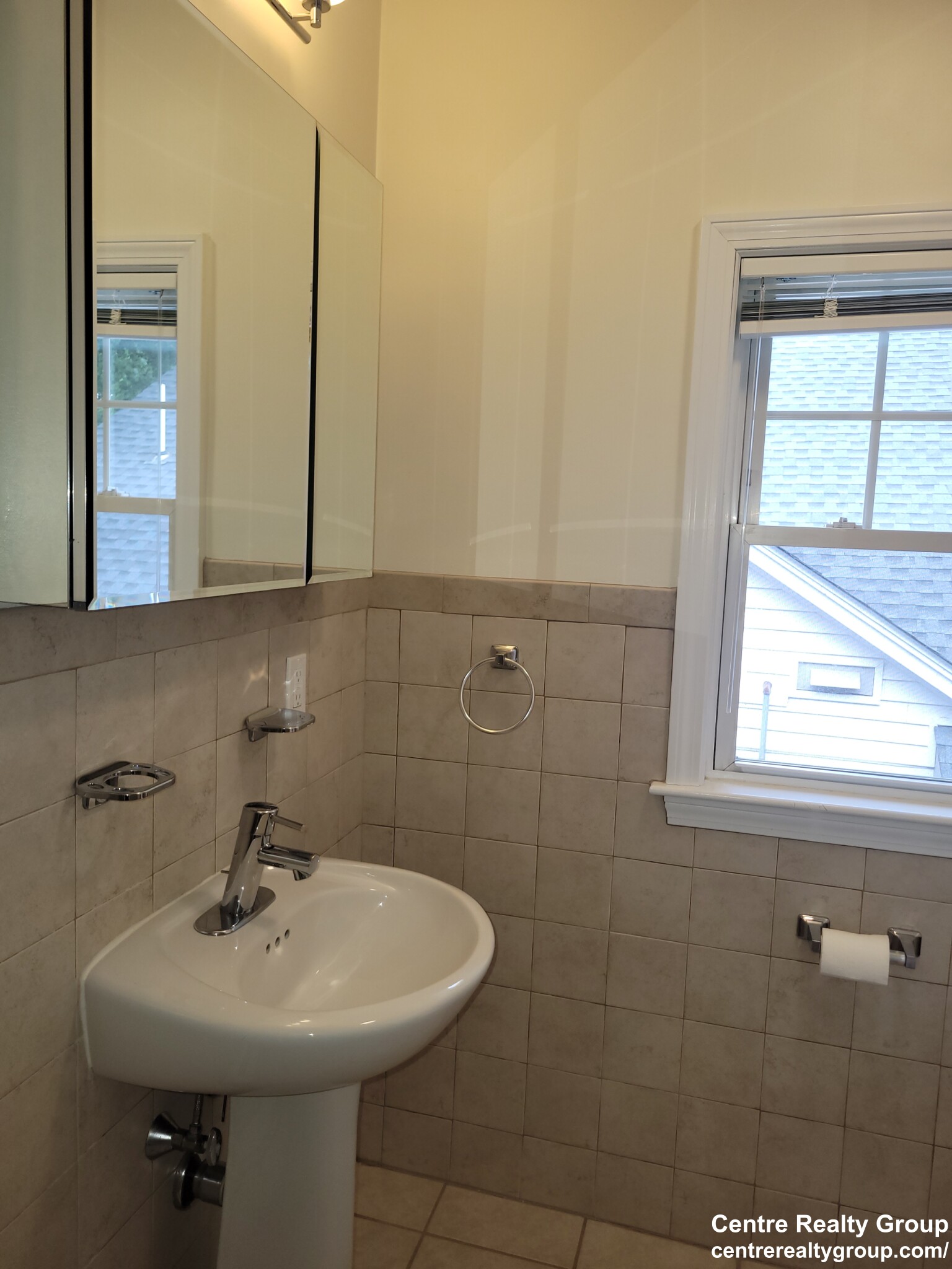 45 Jackson St, Newton Center