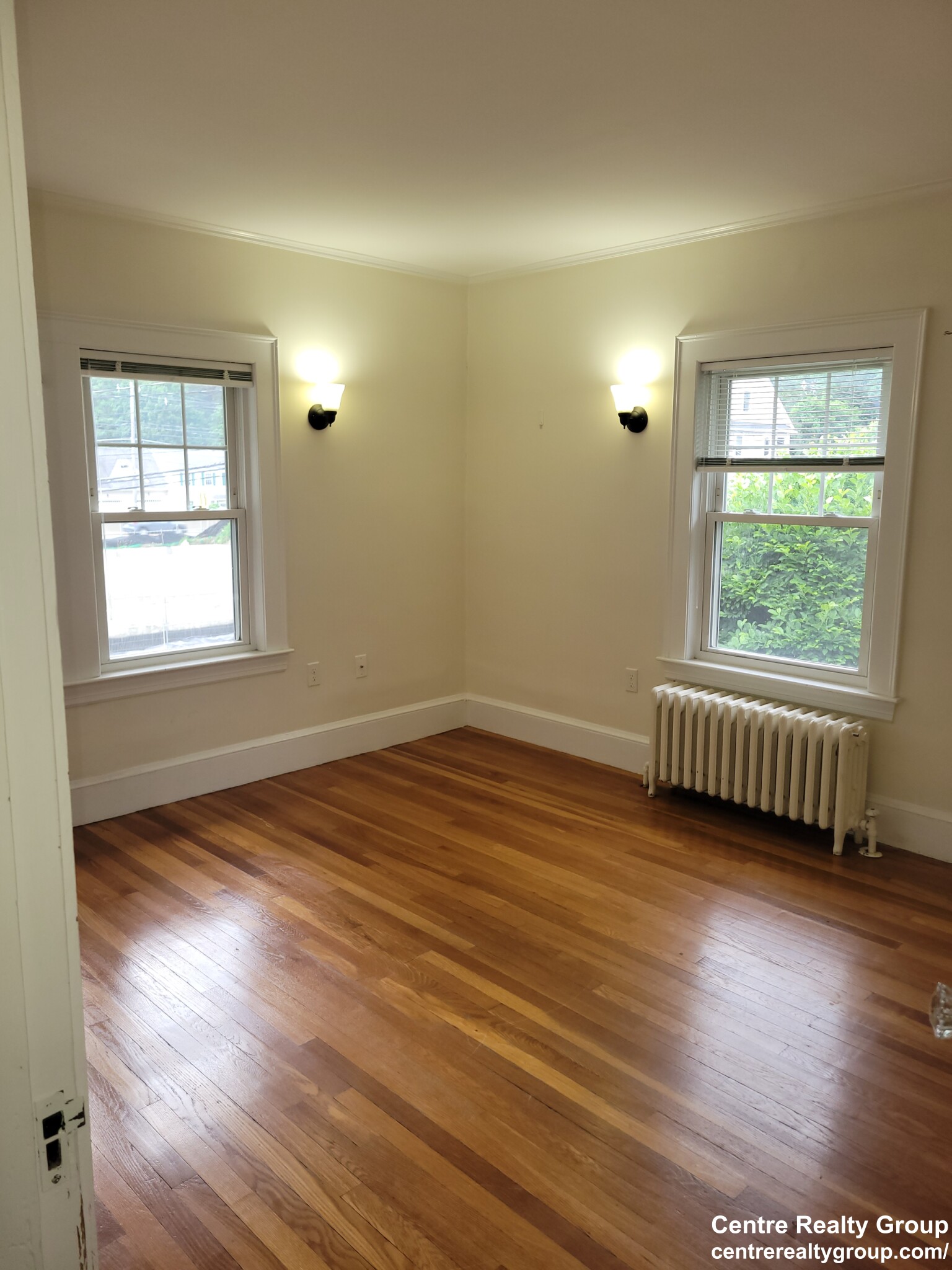 45 Jackson St, Newton Center