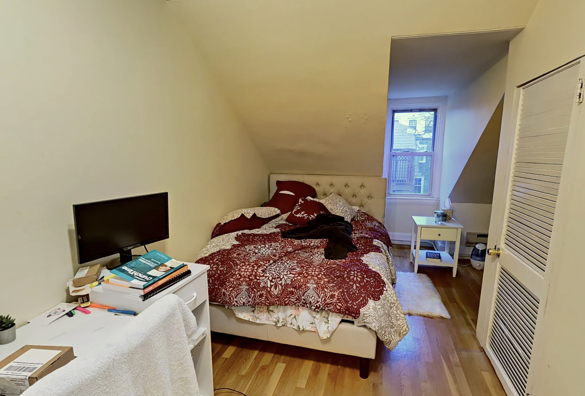 Photos of apartment on Freeman St.,Brookline MA 02446