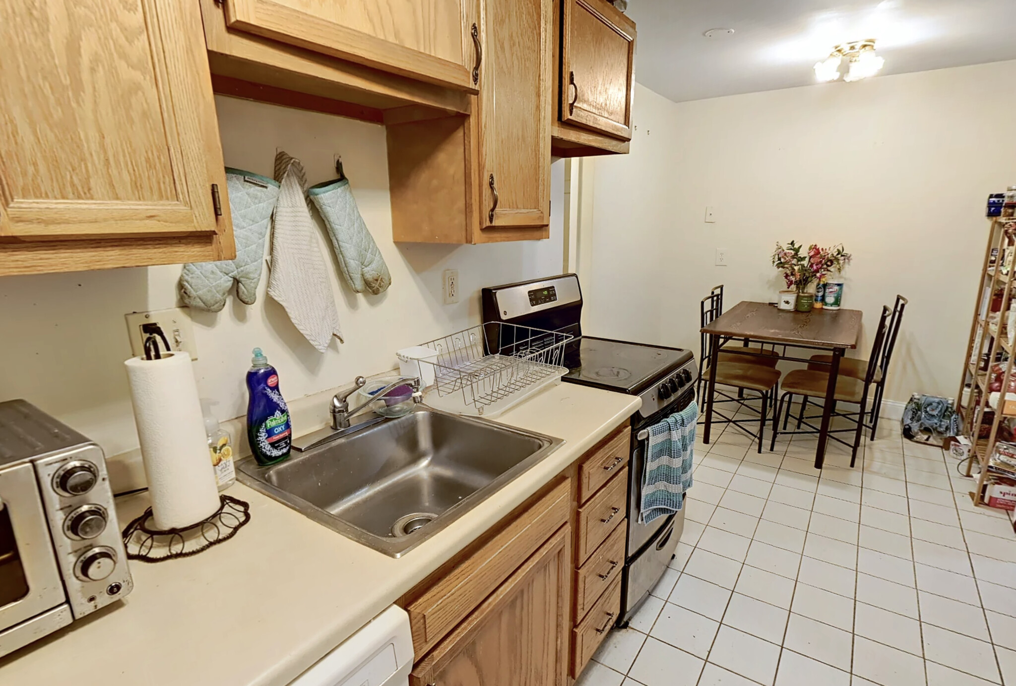 Photos of apartment on Freeman St.,Brookline MA 02446