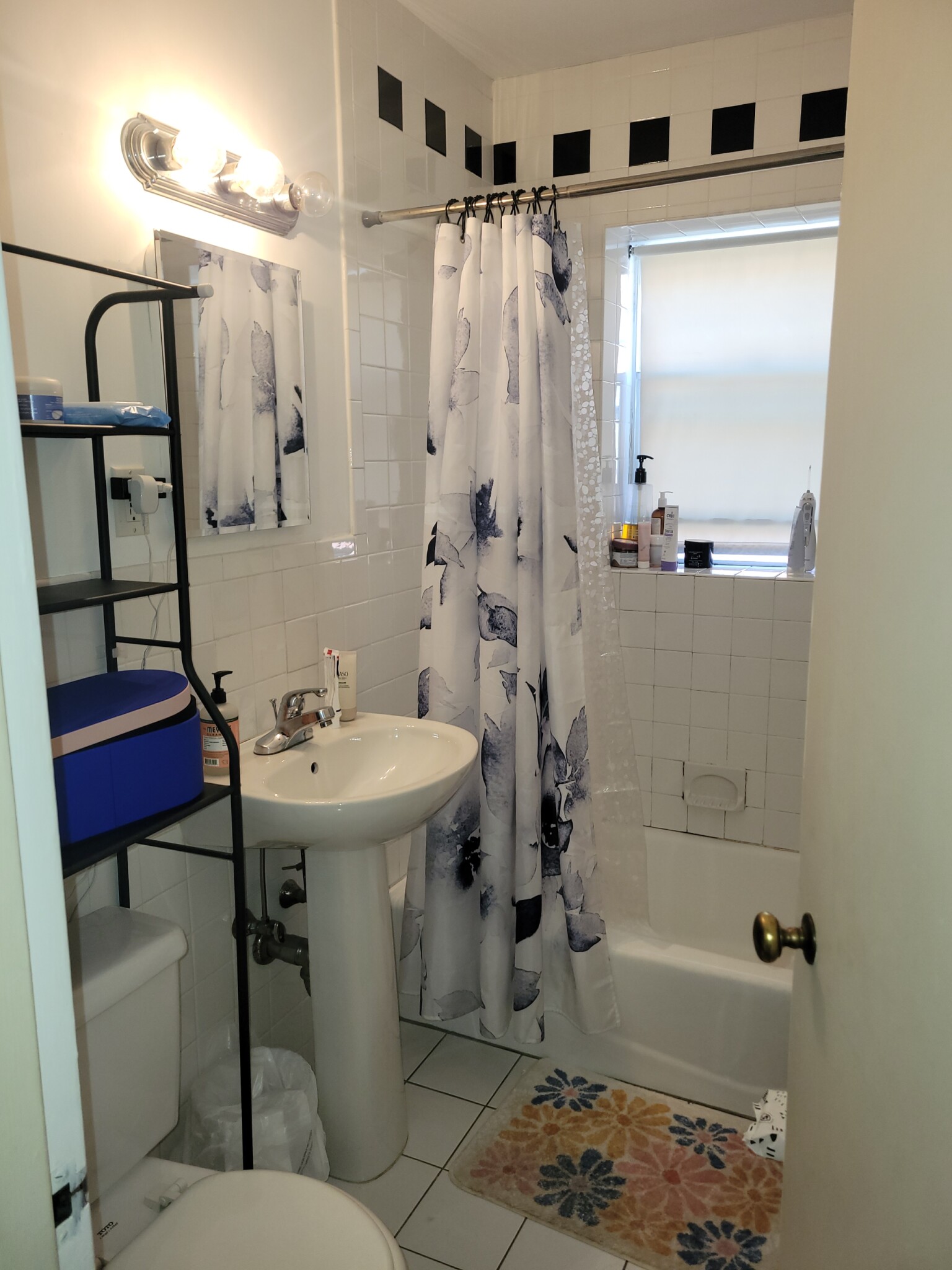 497 Centre St, Newton Corner