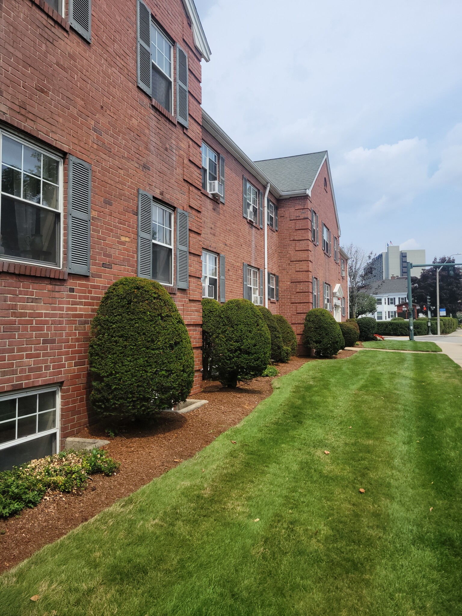 483 Centre St, Newton Corner