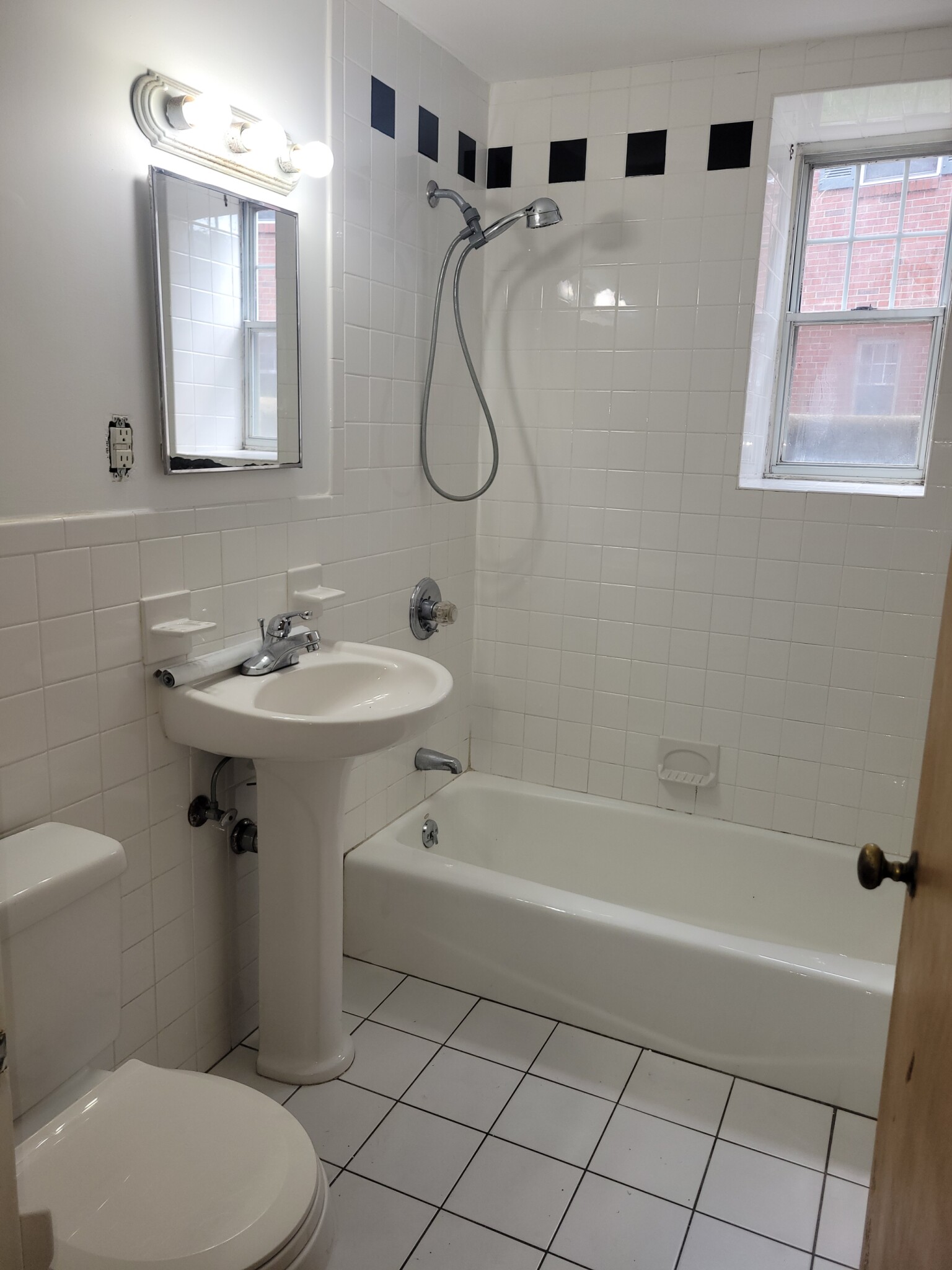 483 Centre St, Newton Corner