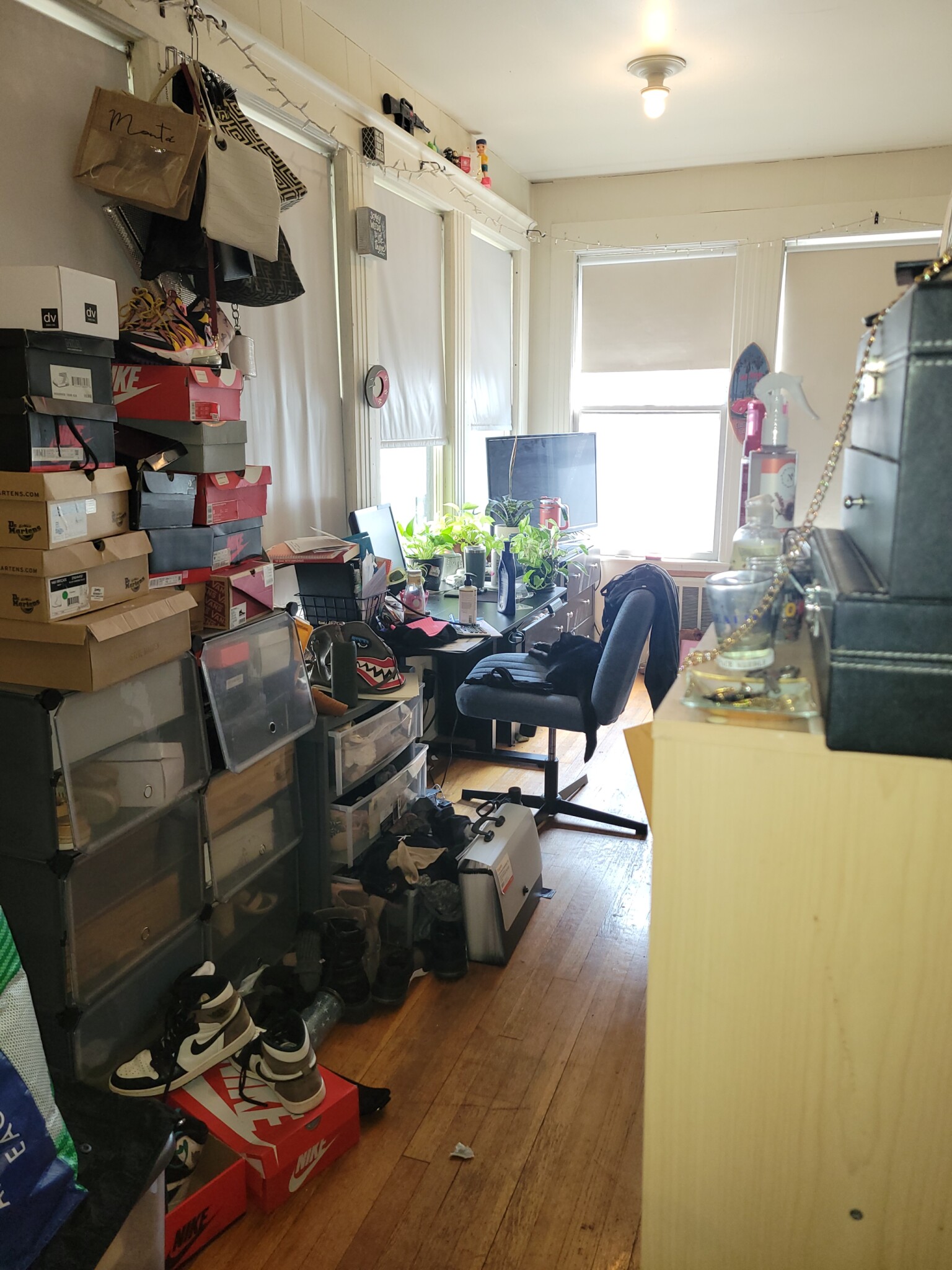 64 Oak Square Ave, Brighton