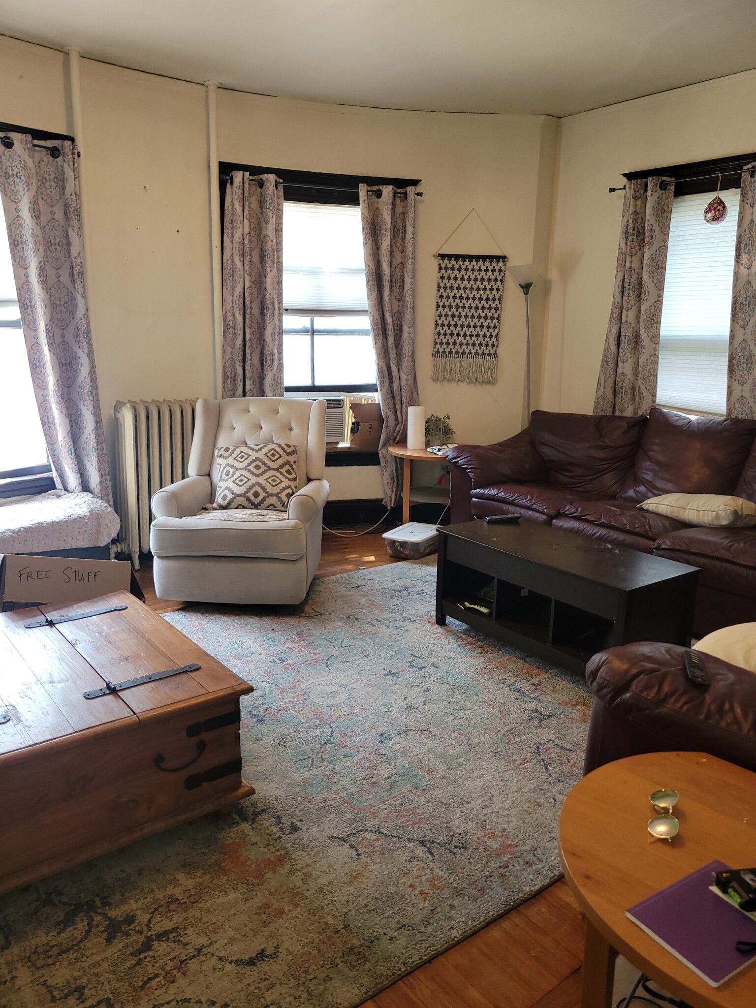 64 Oak Square Ave, Brighton