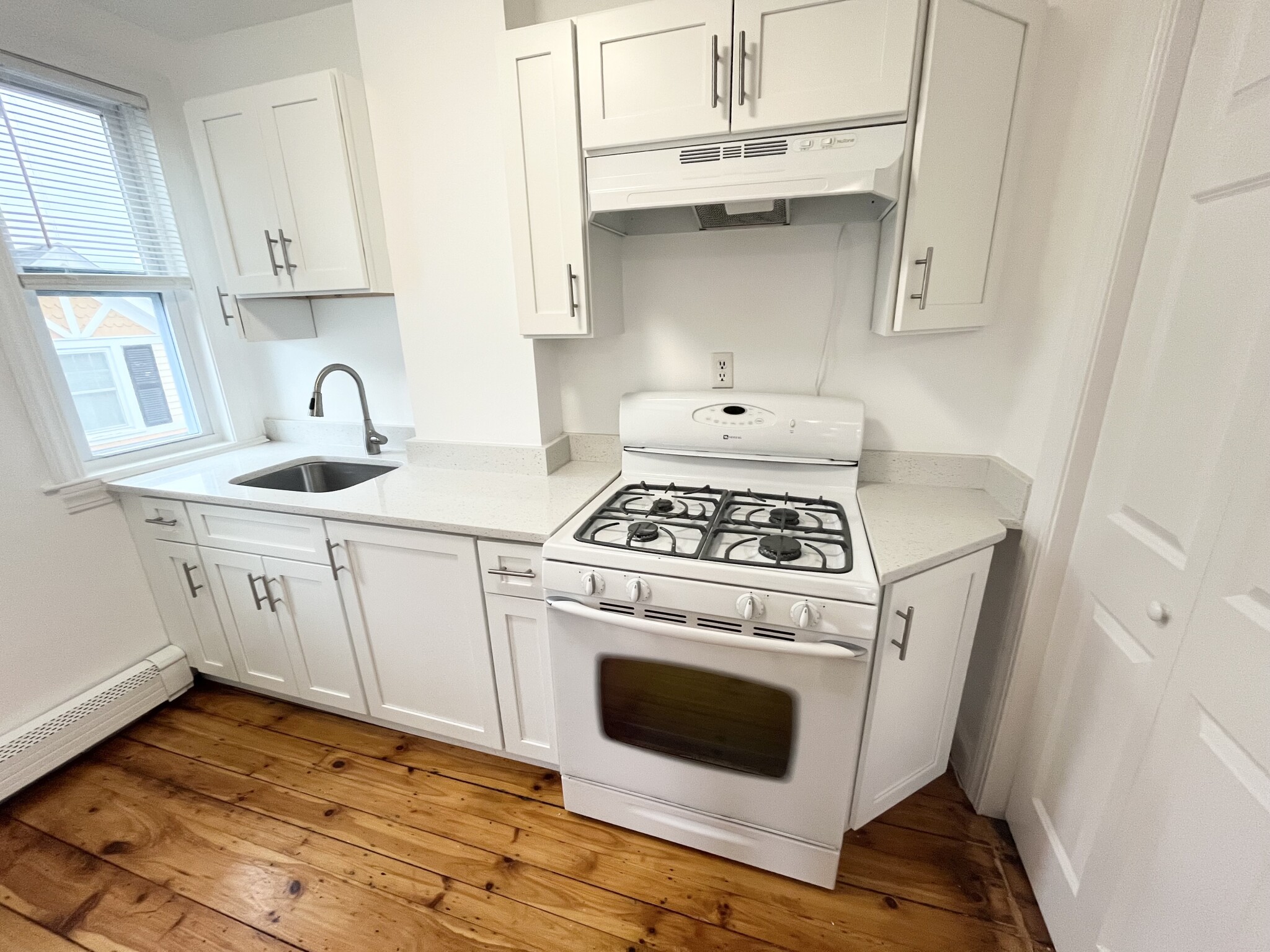 2-4 Howard St, Salem