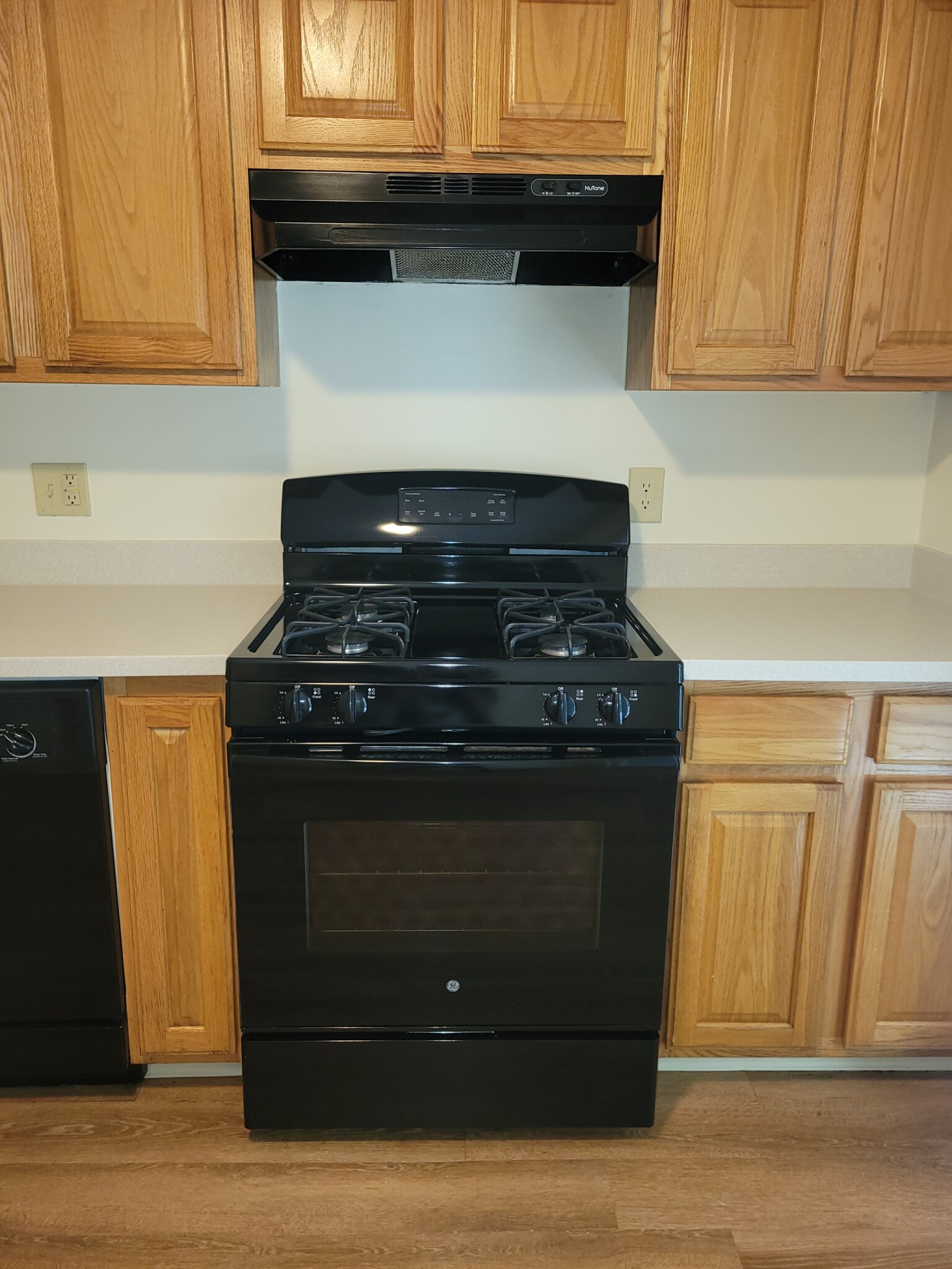 54 Hamlet St, Newton Center