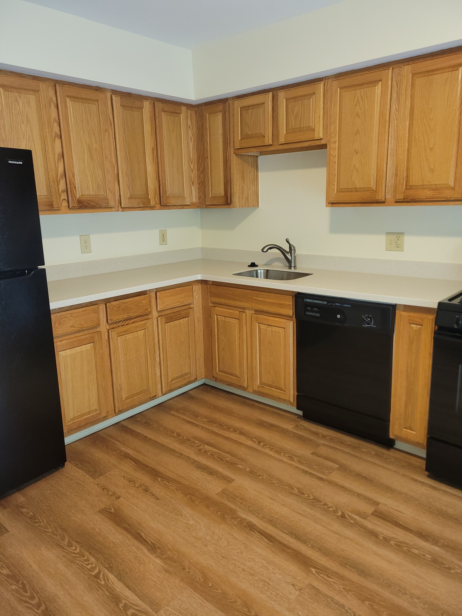 54 Hamlet St, Newton Center