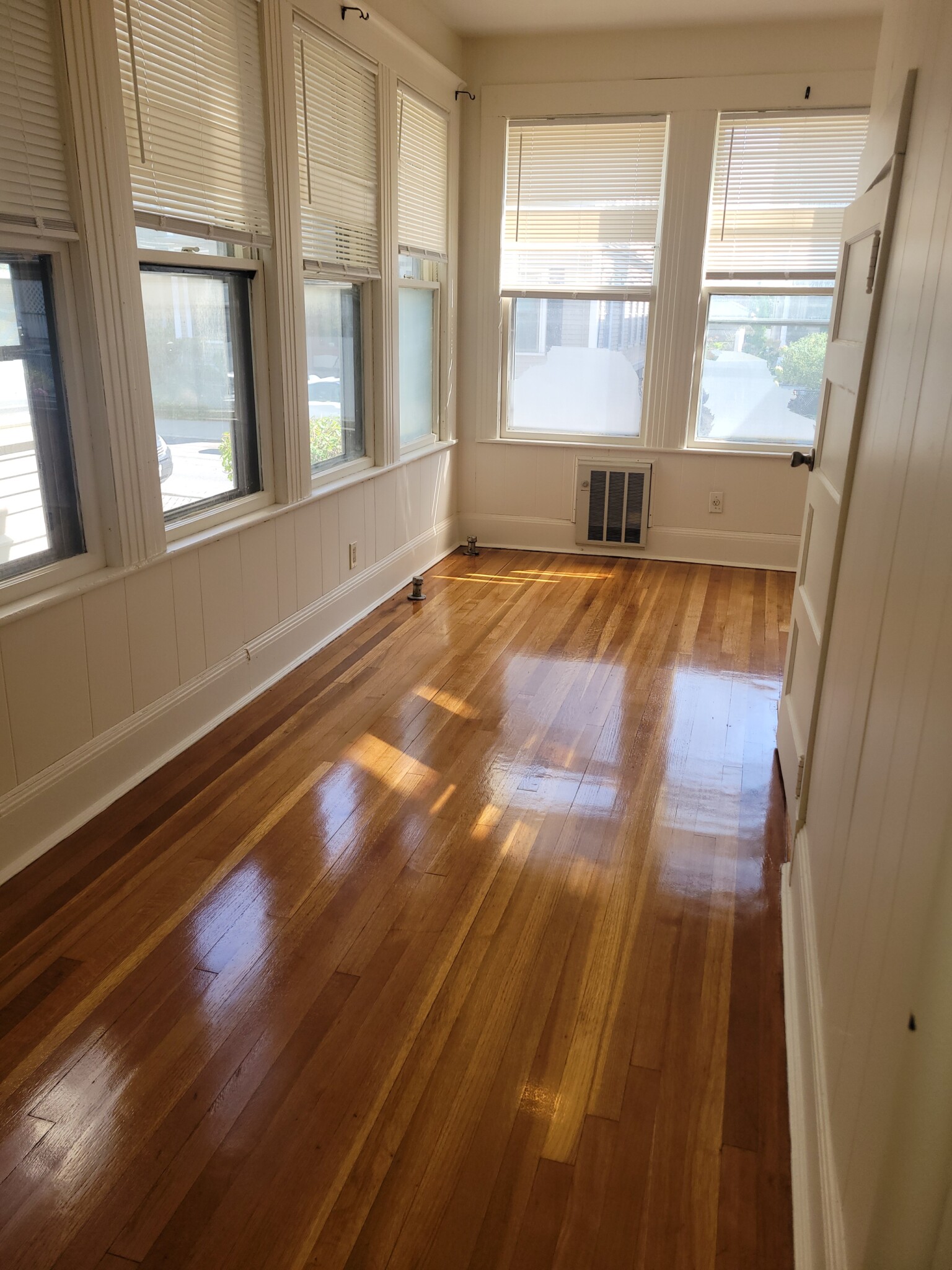 64 Oak Square Ave, Brighton