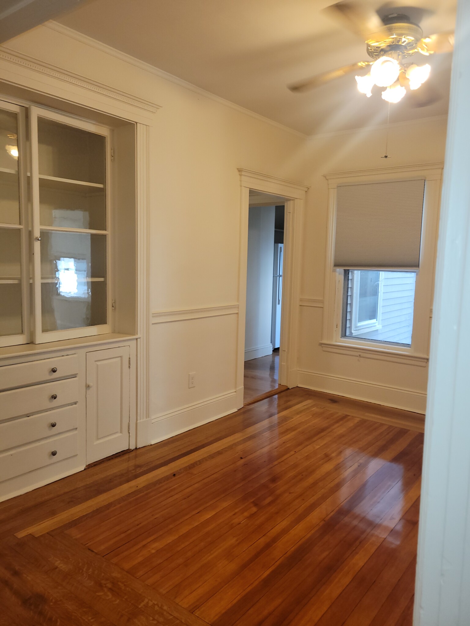 64 Oak Square Ave, Brighton