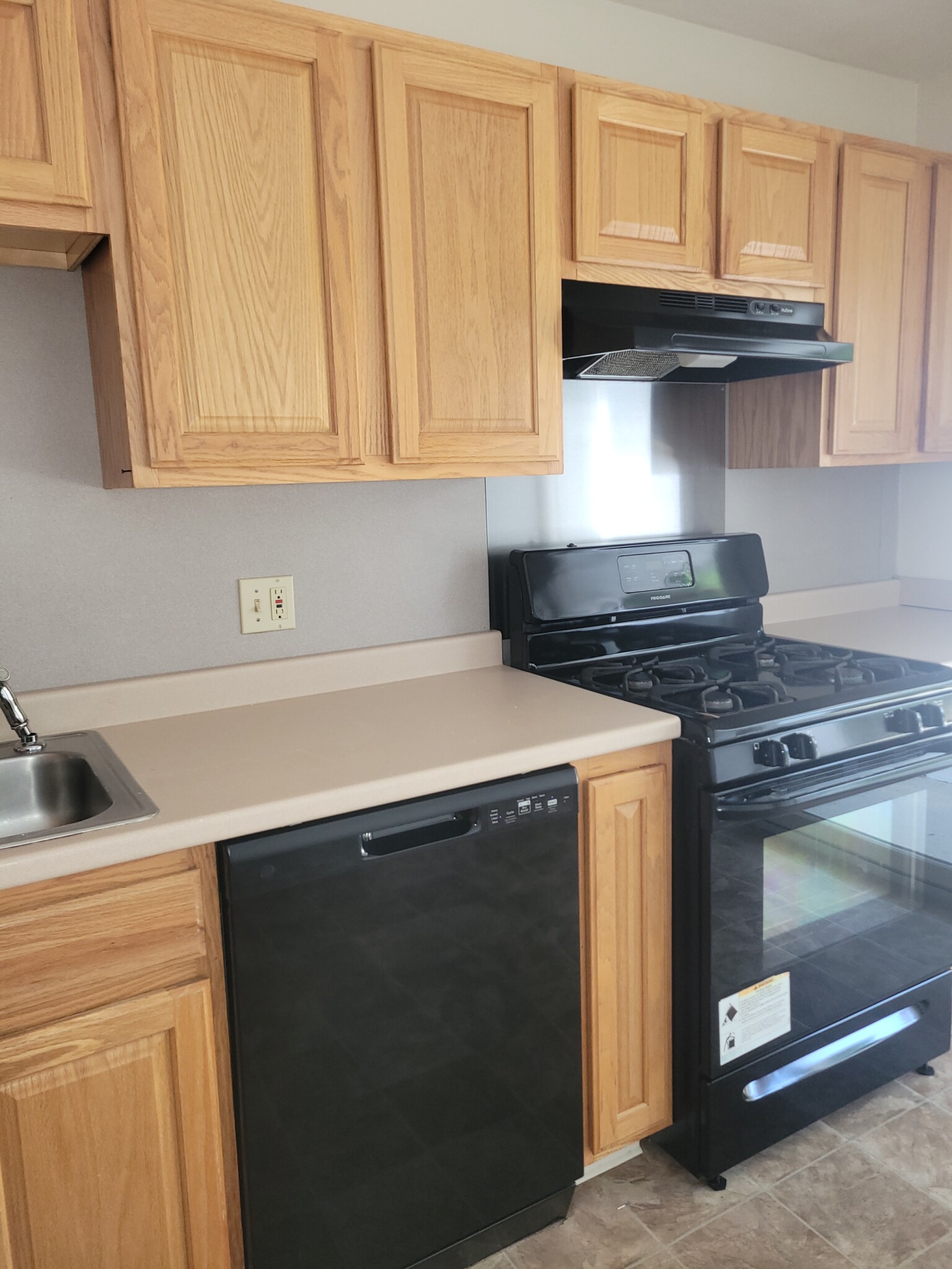 73 Hamlet St, Newton Center