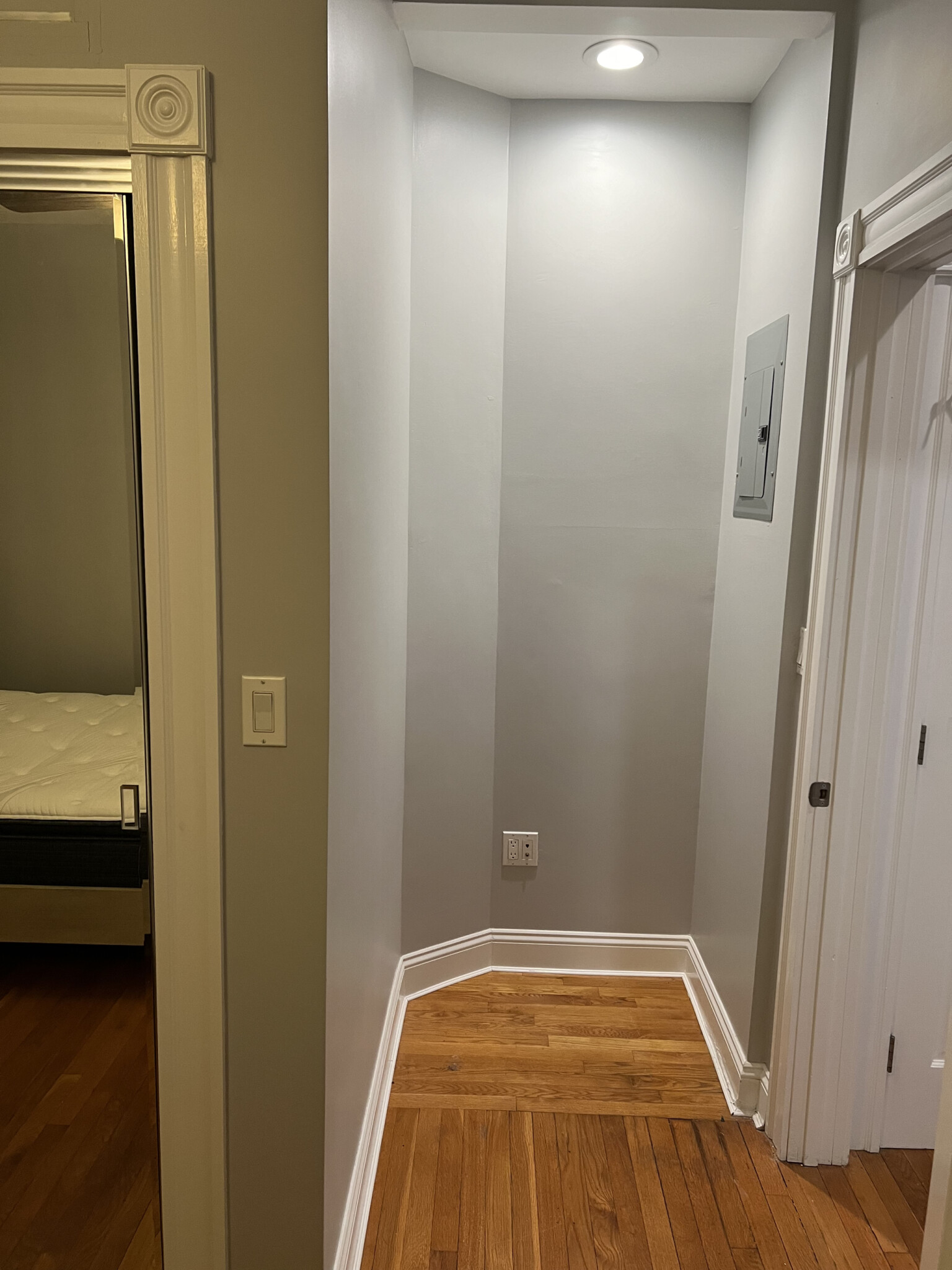 2003 Commonwealth Ave, Brighton