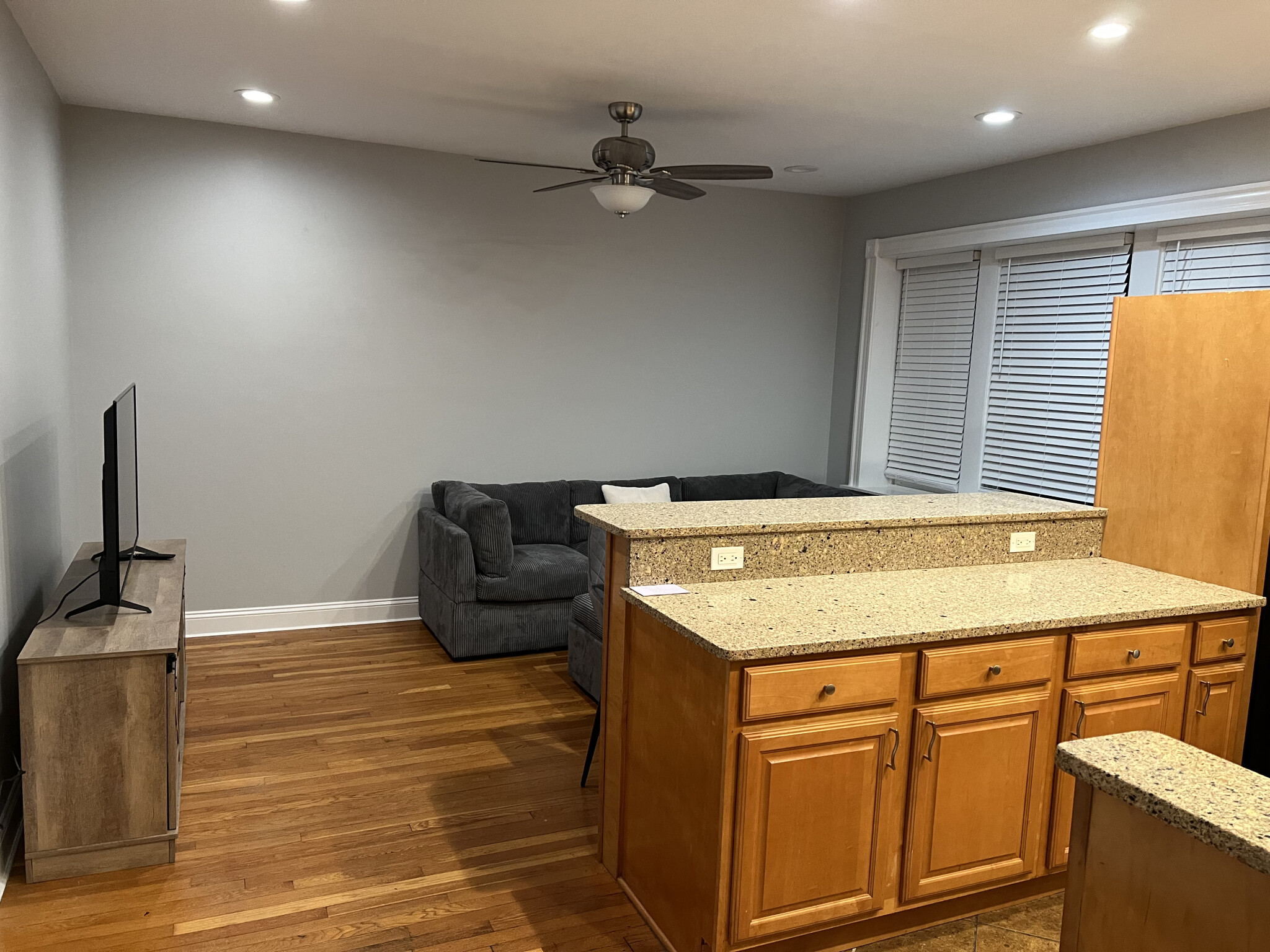 2003 Commonwealth Ave, Brighton