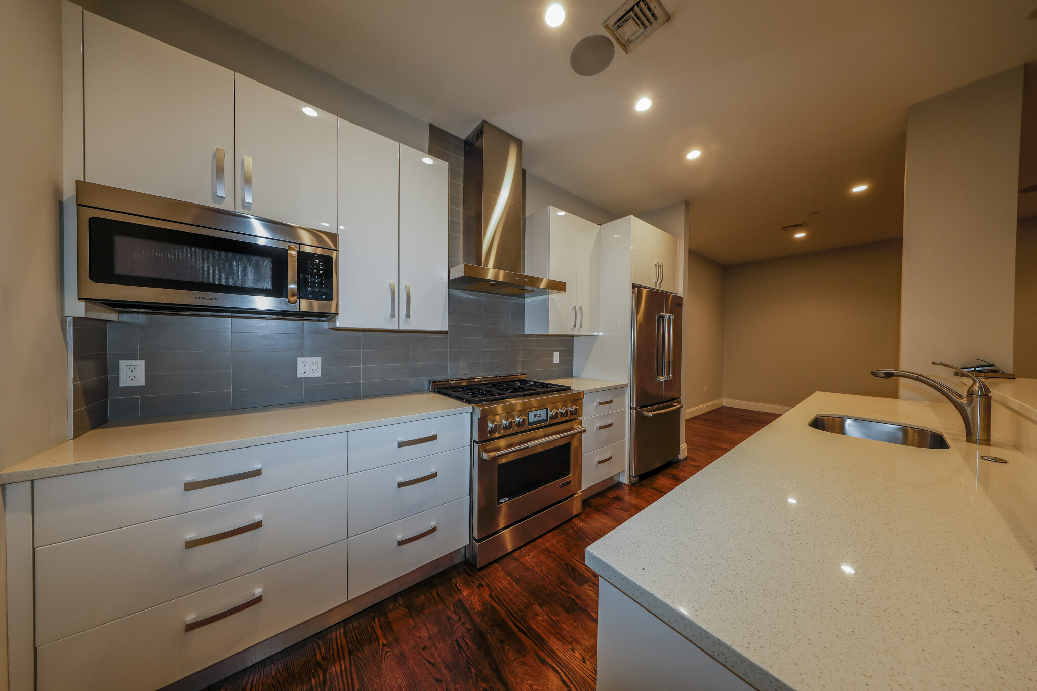 225 Dorchester St, South Boston