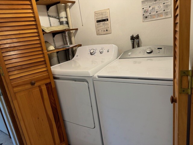 28 Brookside Ave, Newtonville