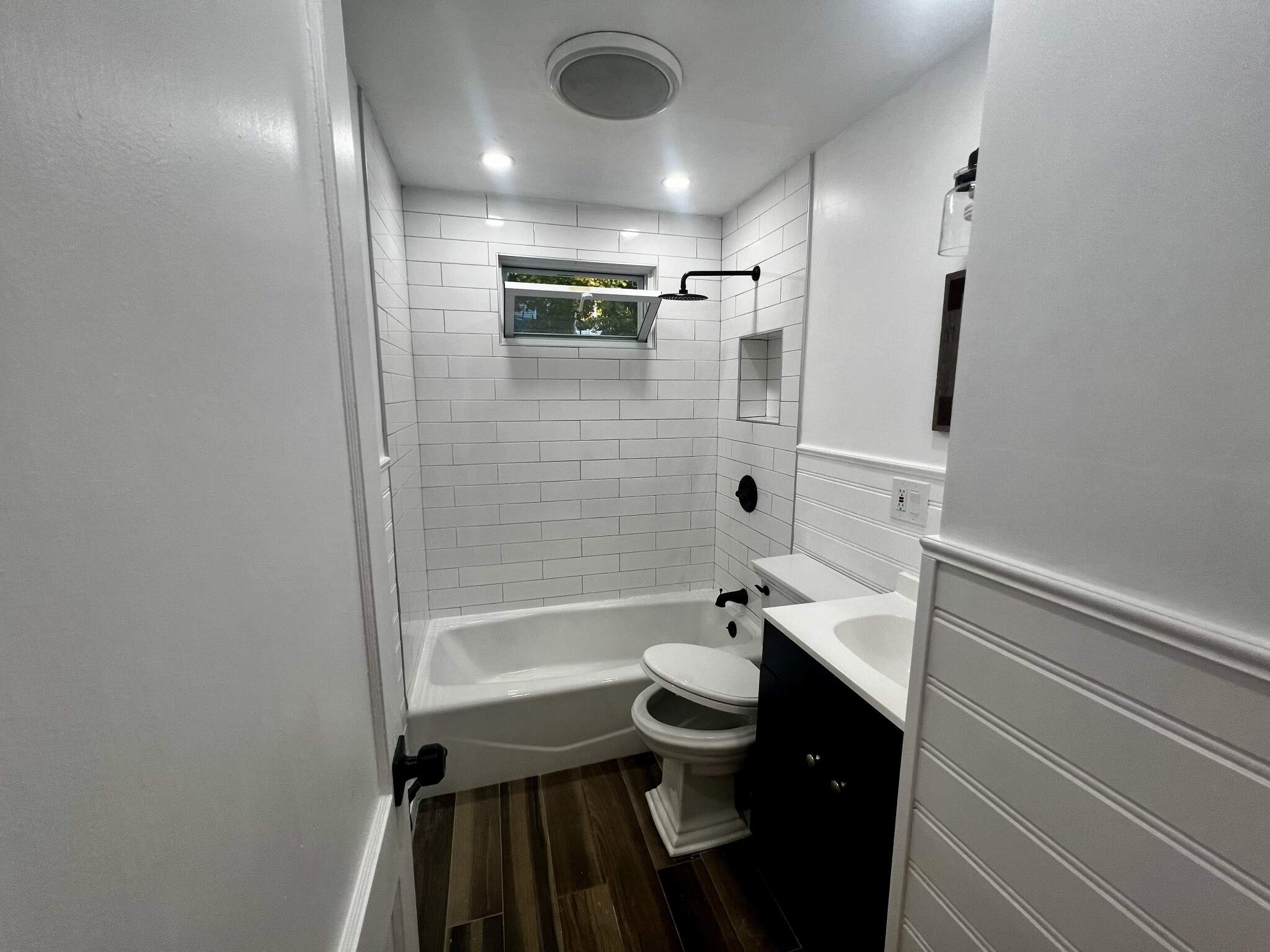 22 Bateman, Roslindale