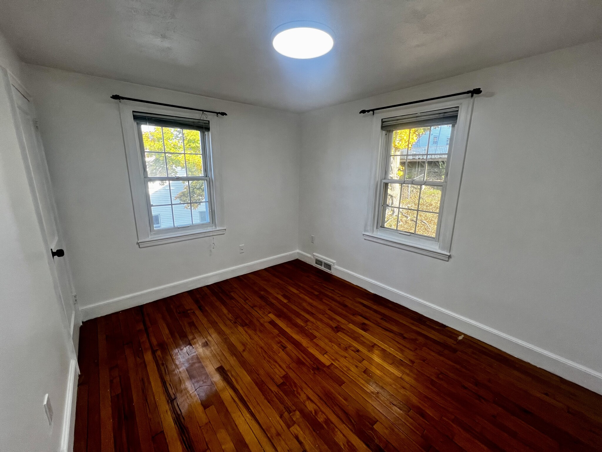 22 Bateman, Roslindale