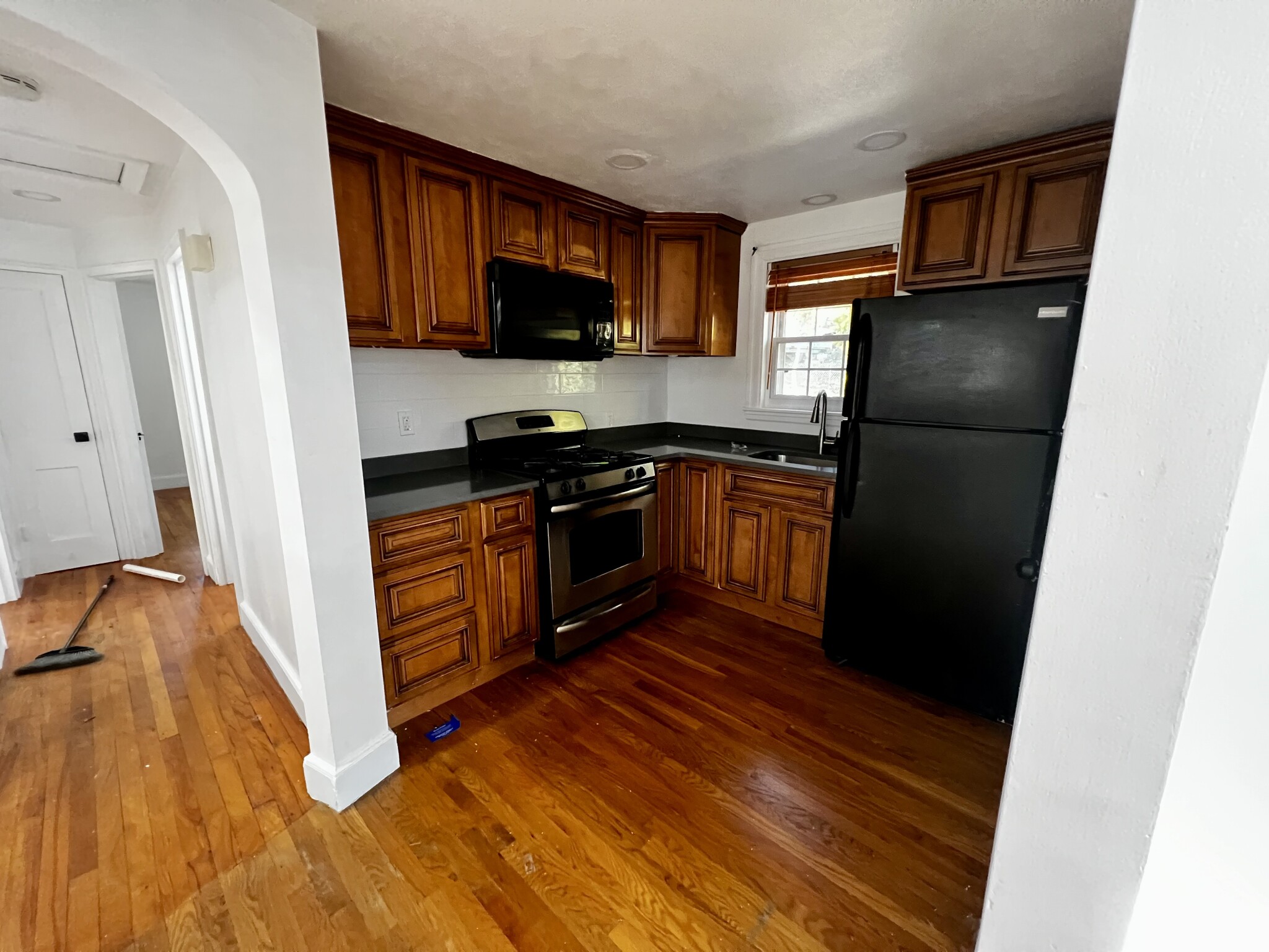 22 Bateman, Roslindale