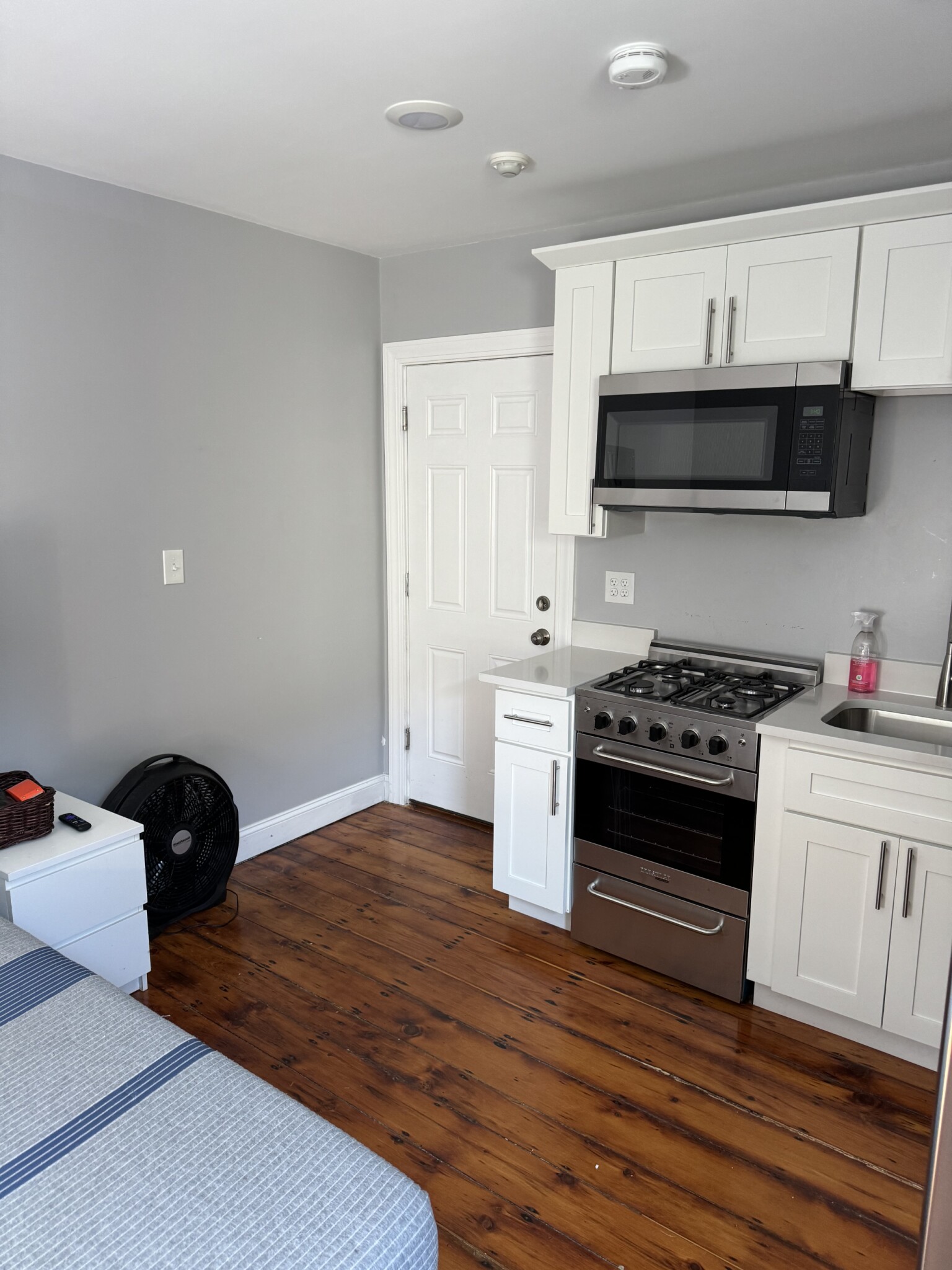 2-4 Howard St, Salem