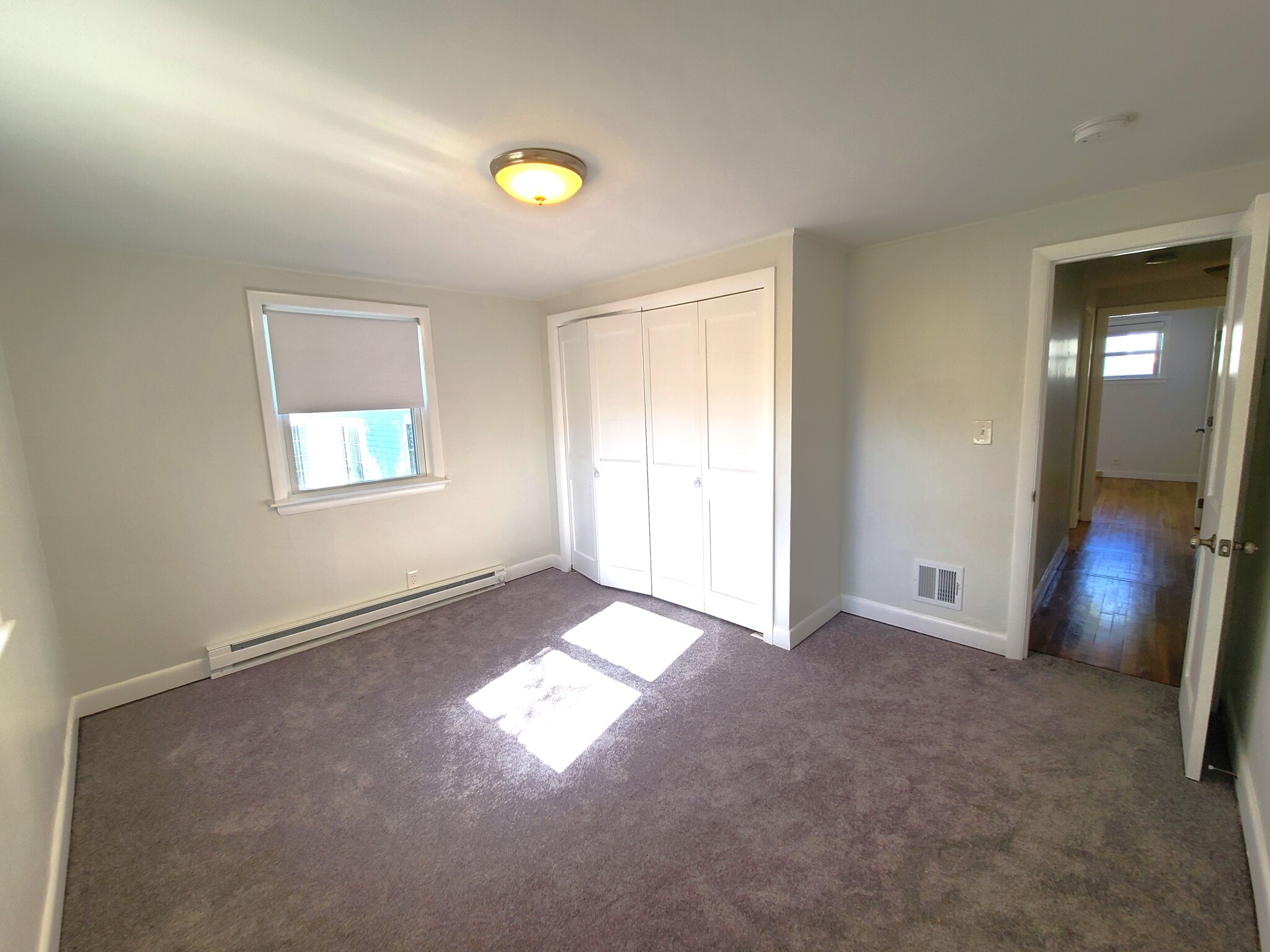 19 Shoreham St, Squantum