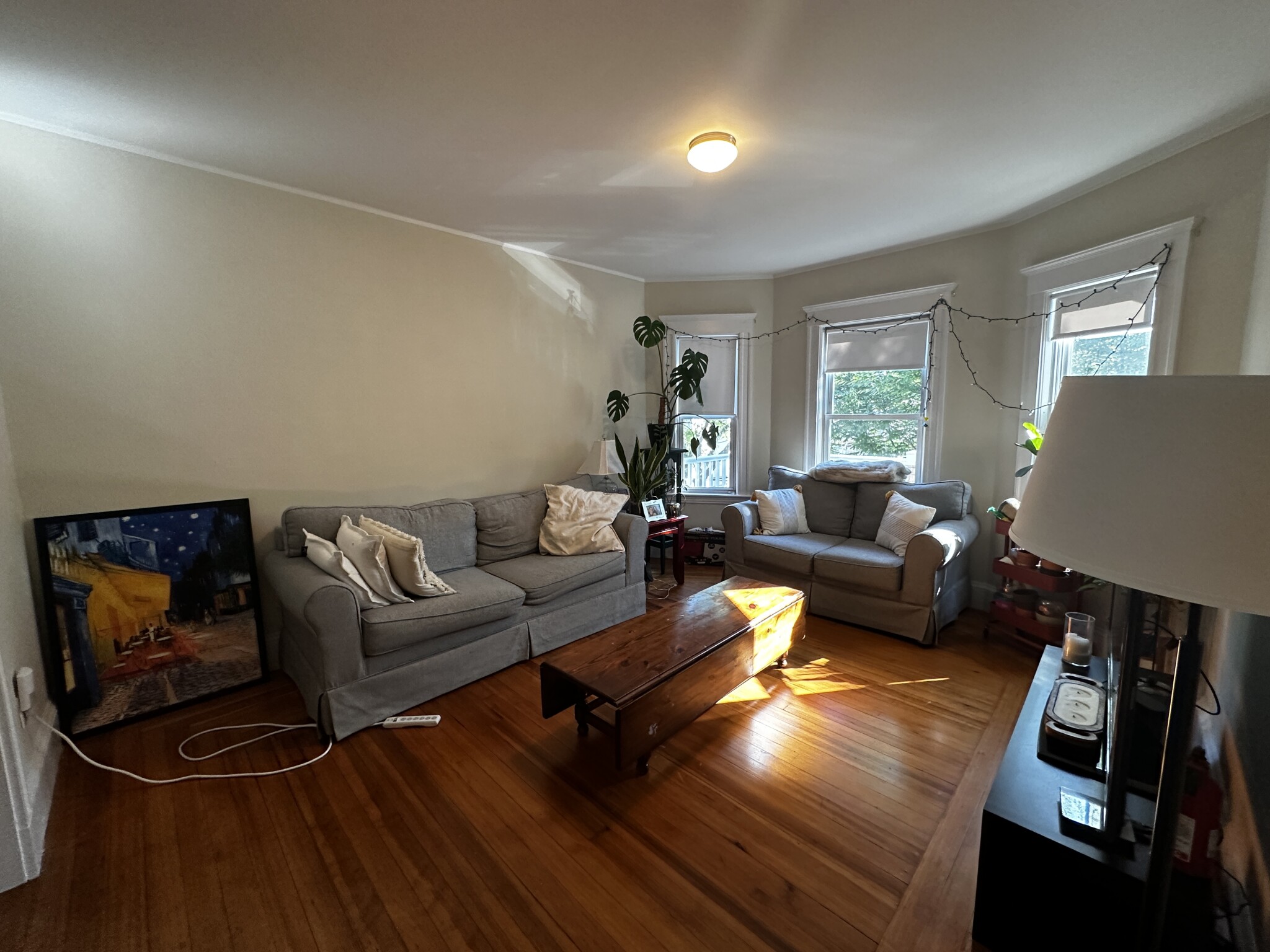https://ygl-photos.s3.us-west-004.backblazeb2.com/3596W681aa0386508c.jpg