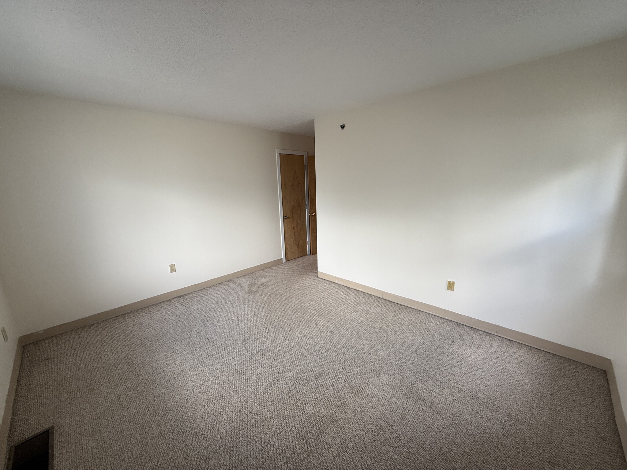 2 bed, 1.5 bath apartment for rent at 152 North Beacon St Unit A2, Brighton — photo 12 of 14